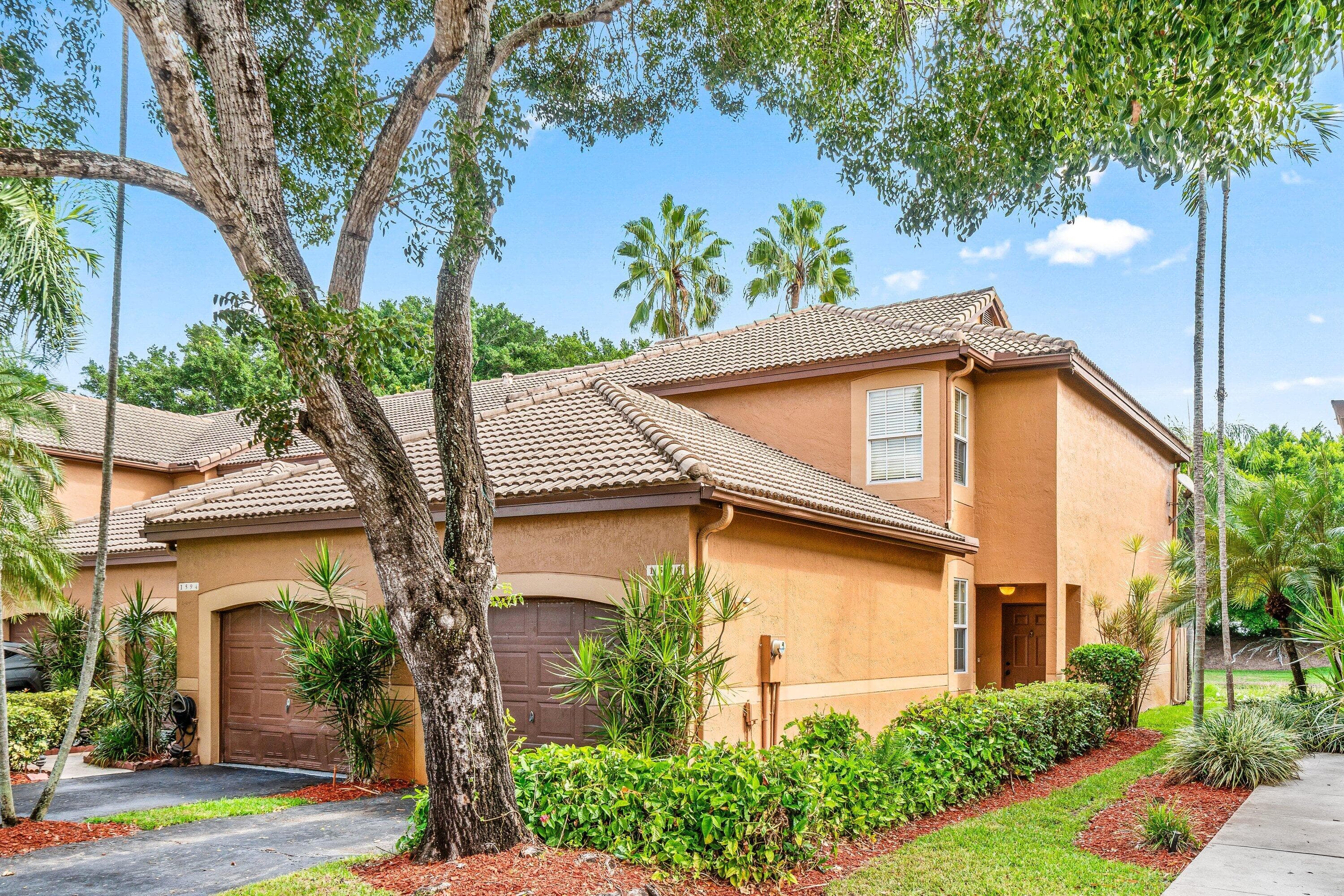 1588 Veracruz Lane 1588, Weston, FL 33327 — photo 10 of 41