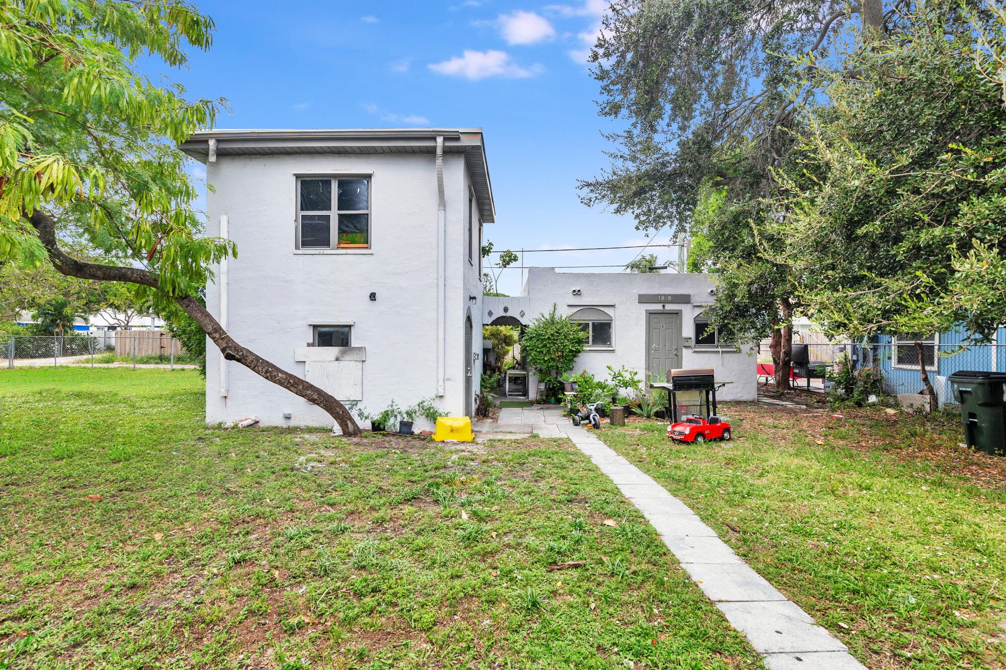 19 S E Street, Lake Worth Beach, FL 33460 — photo 9 of 20