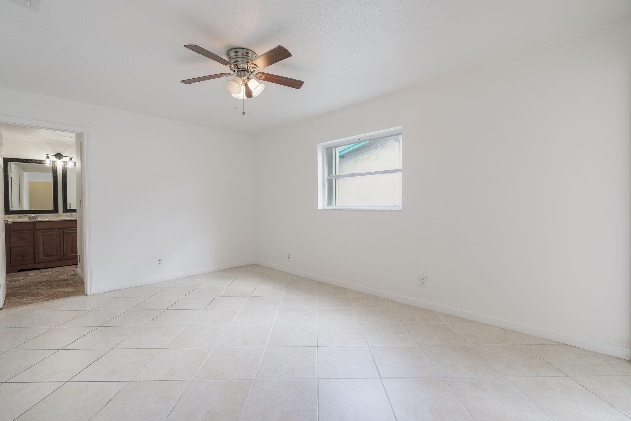 1141 NW 90th Way, Plantation, FL 33322 — photo 17 of 75