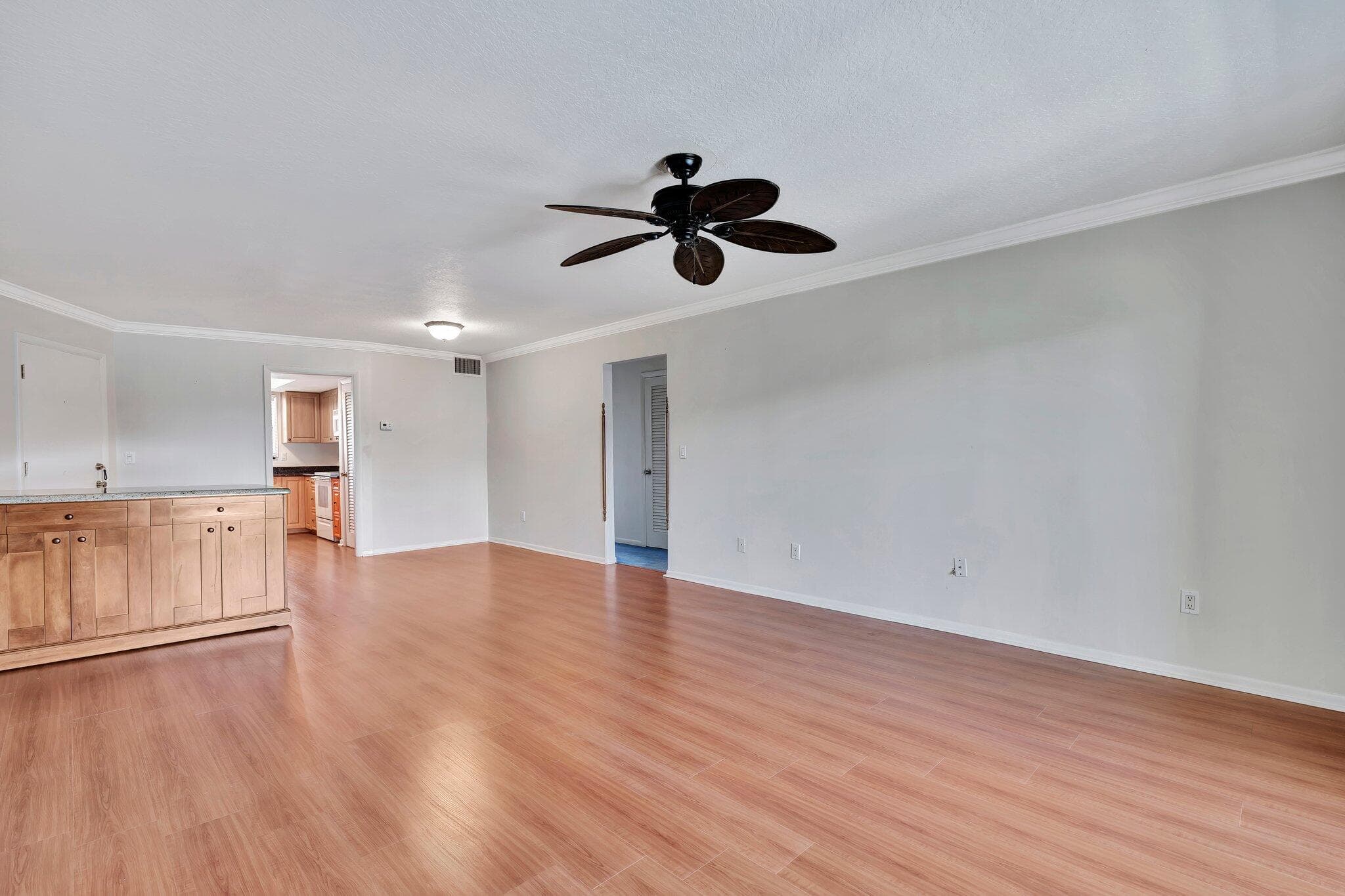 121 Wettaw Lane 211, North Palm Beach, FL 33408 — photo 9 of 55