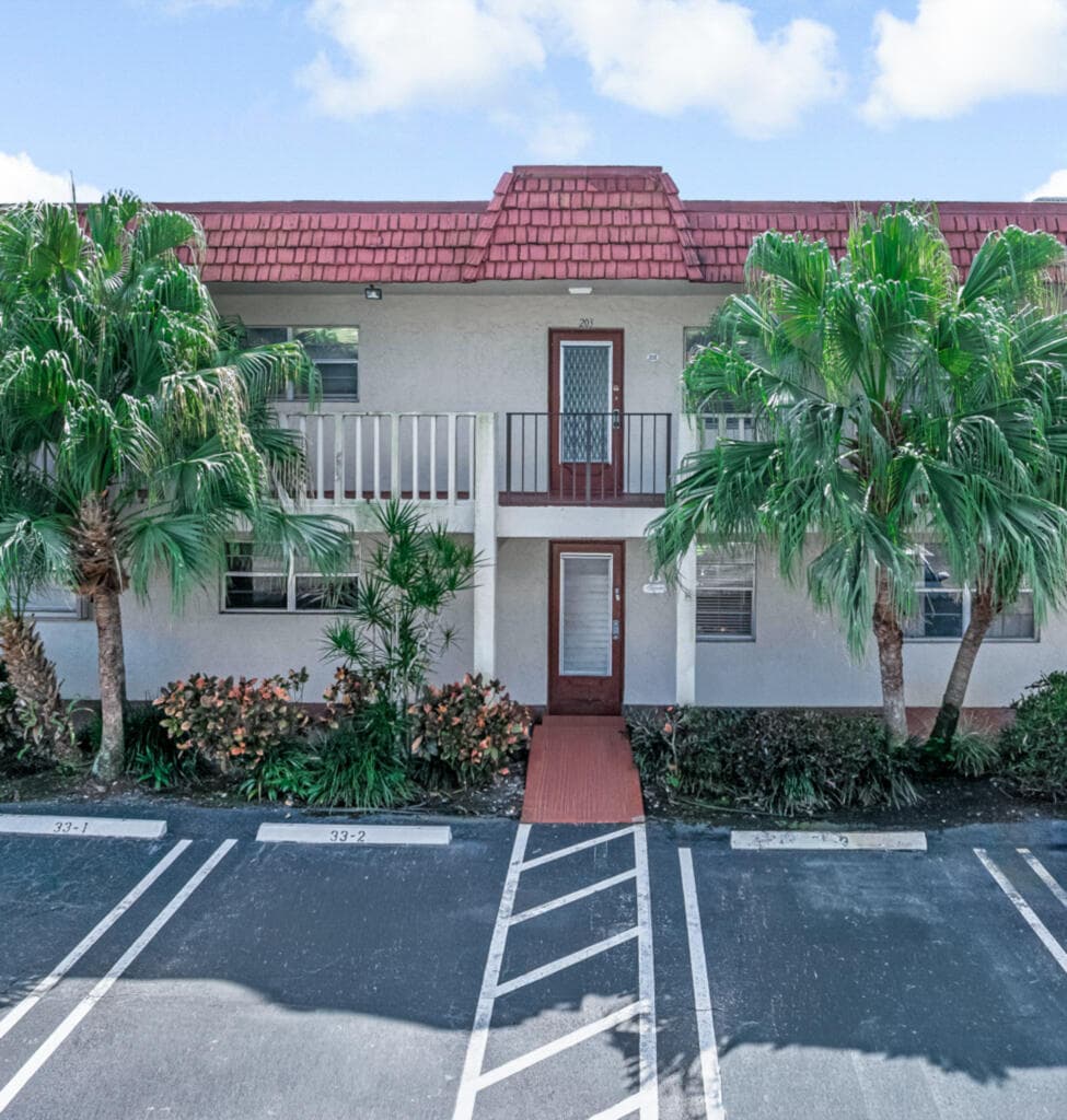 33 Abbey Lane 103, Delray Beach, FL 33446 — photo 35 of 41