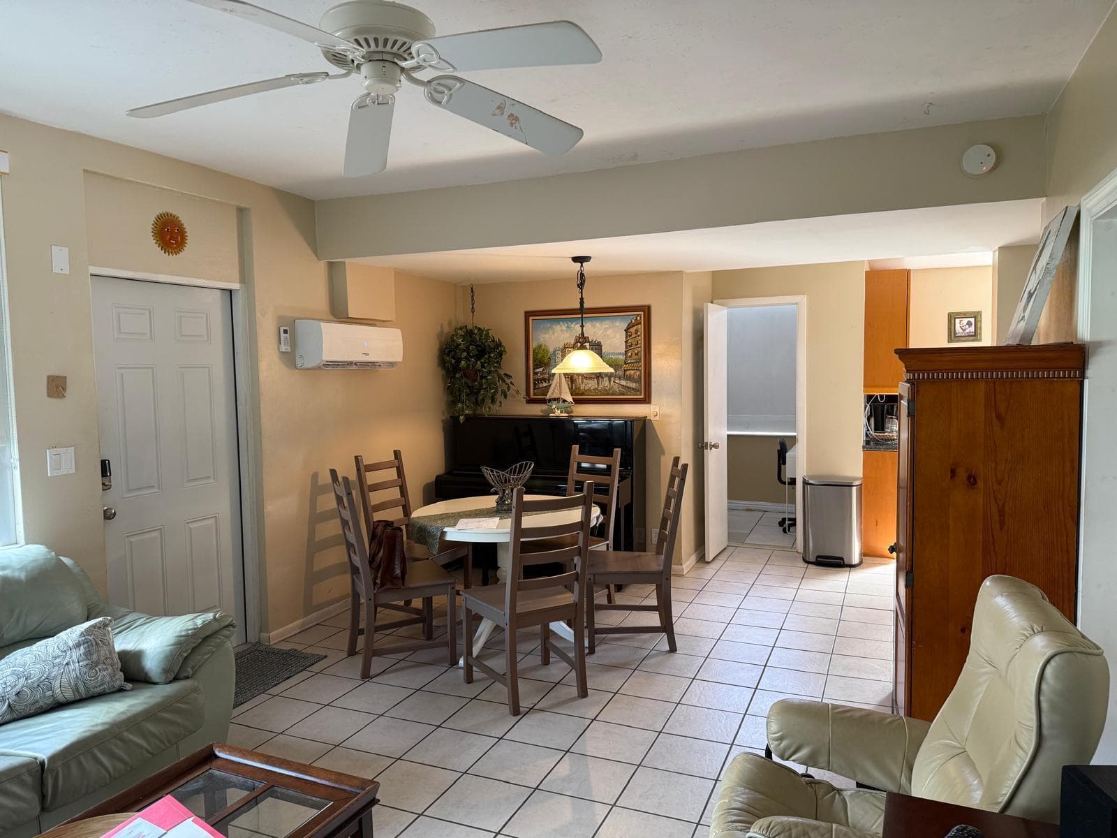 741 Bayshore Drive 2s, Fort Lauderdale, FL 33304 — photo 4 of 9