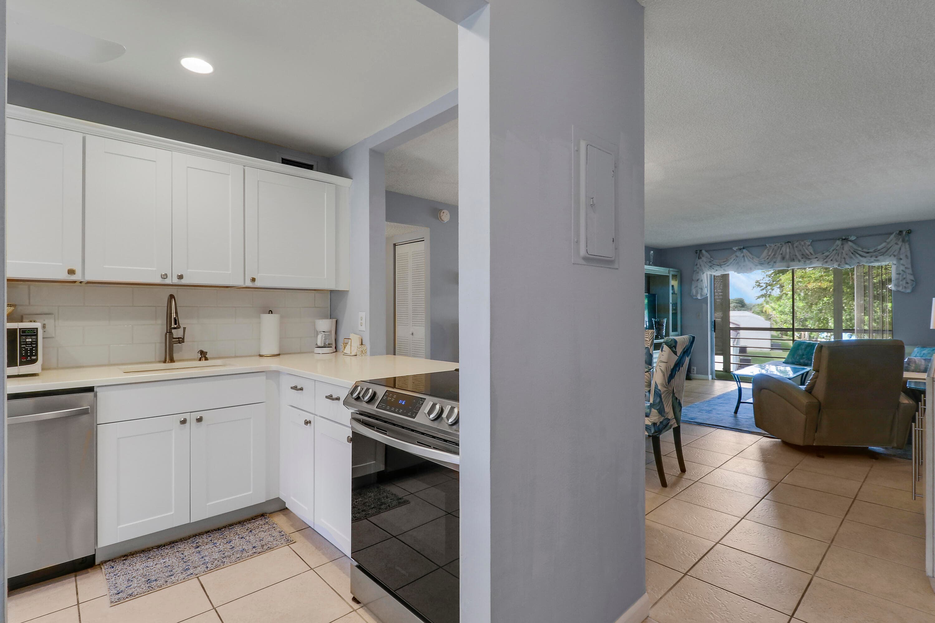 120 Lake Constance Drive, West Palm Beach, FL 33411 — photo 28 of 52