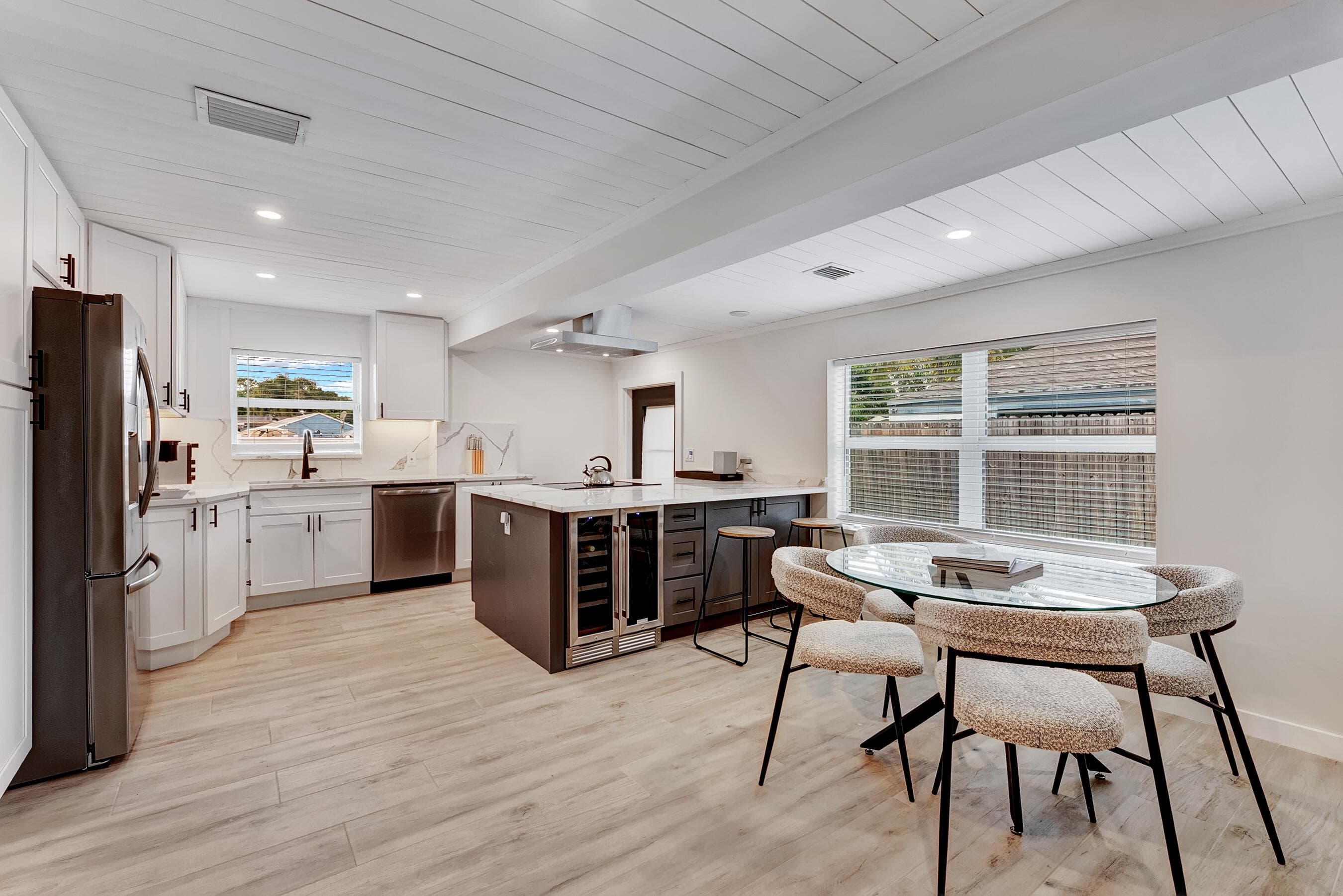 320 NW 3rd Avenue, Delray Beach, FL 33444 — photo 12 of 28