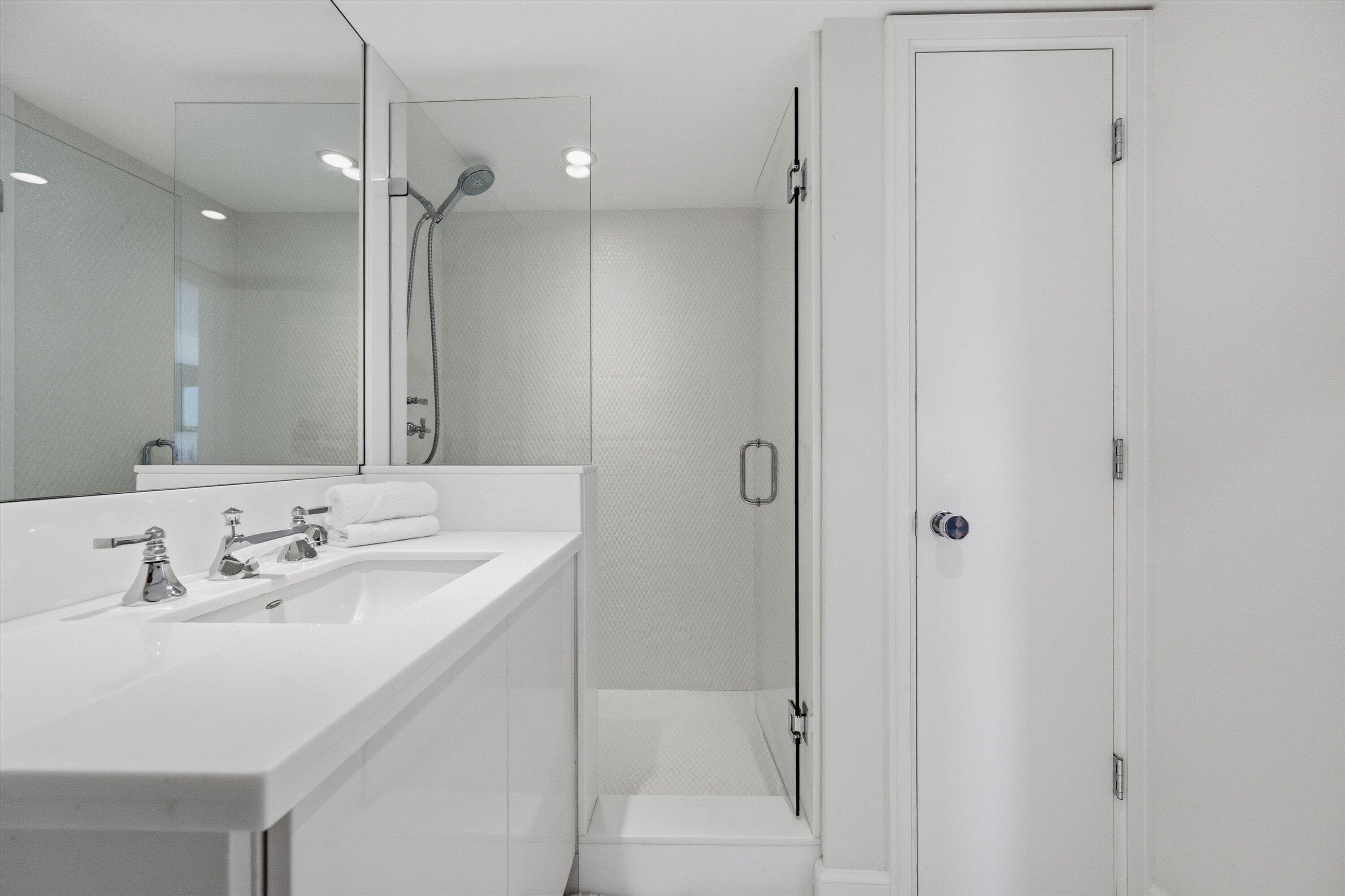 100 Sunrise Avenue 520/521, Palm Beach, FL 33480 — photo 29 of 35