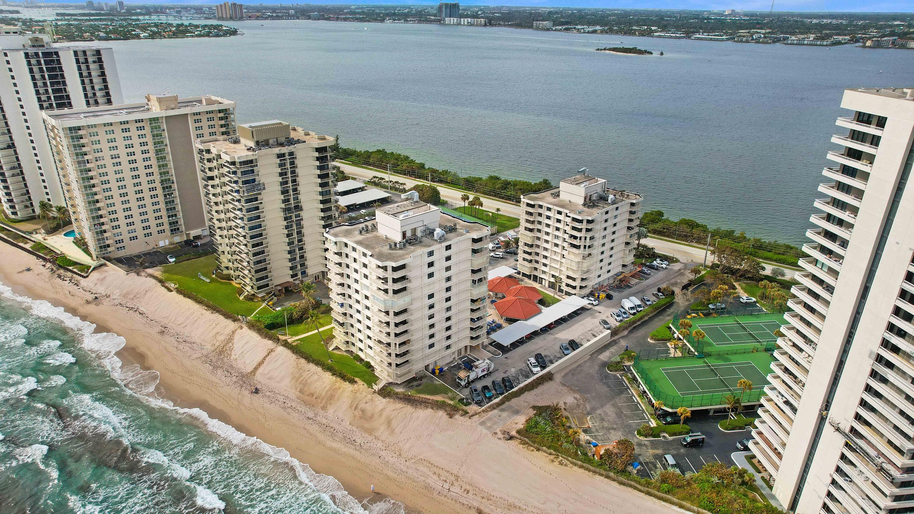 5480 N Ocean Drive Bphc, Singer Island, FL 33404 — photo 40 of 53