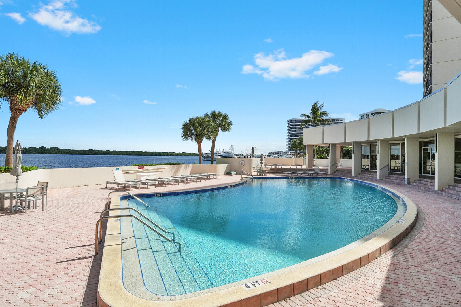 132 Lakeshore Drive 617, North Palm Beach, FL 33408 — photo 34 of 40