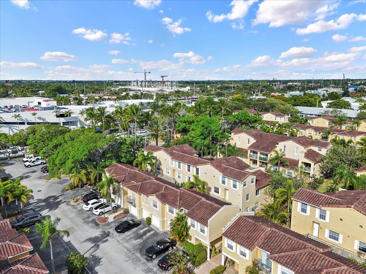 1015 Lake Shore Drive 105, Lake Park, FL 33403 — photo 35 of 41
