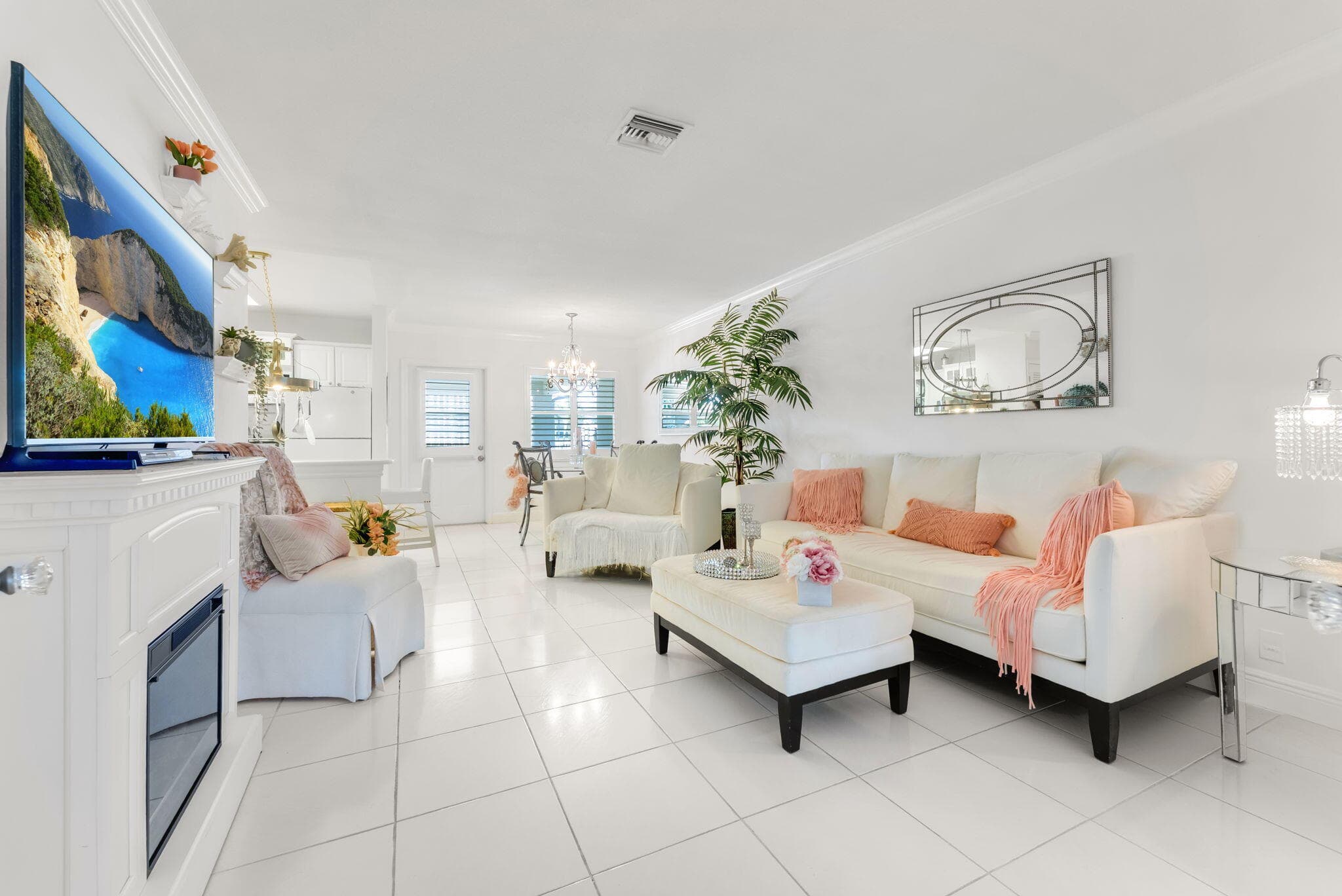 2131 NE 42nd Court 211e, Lighthouse Point, FL 33064 — photo 1 of 16