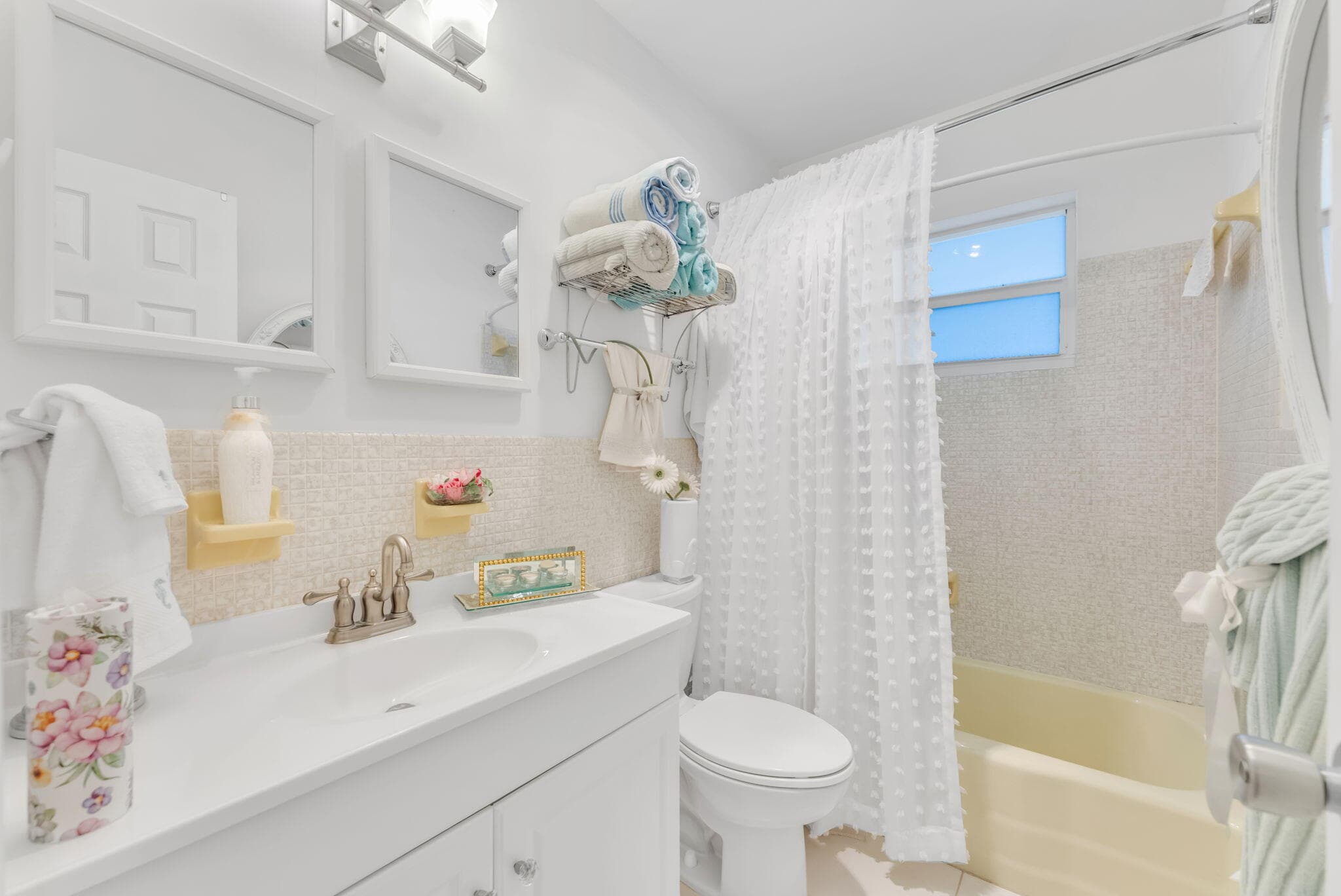 2131 NE 42nd Court 211e, Lighthouse Point, FL 33064 — photo 15 of 16