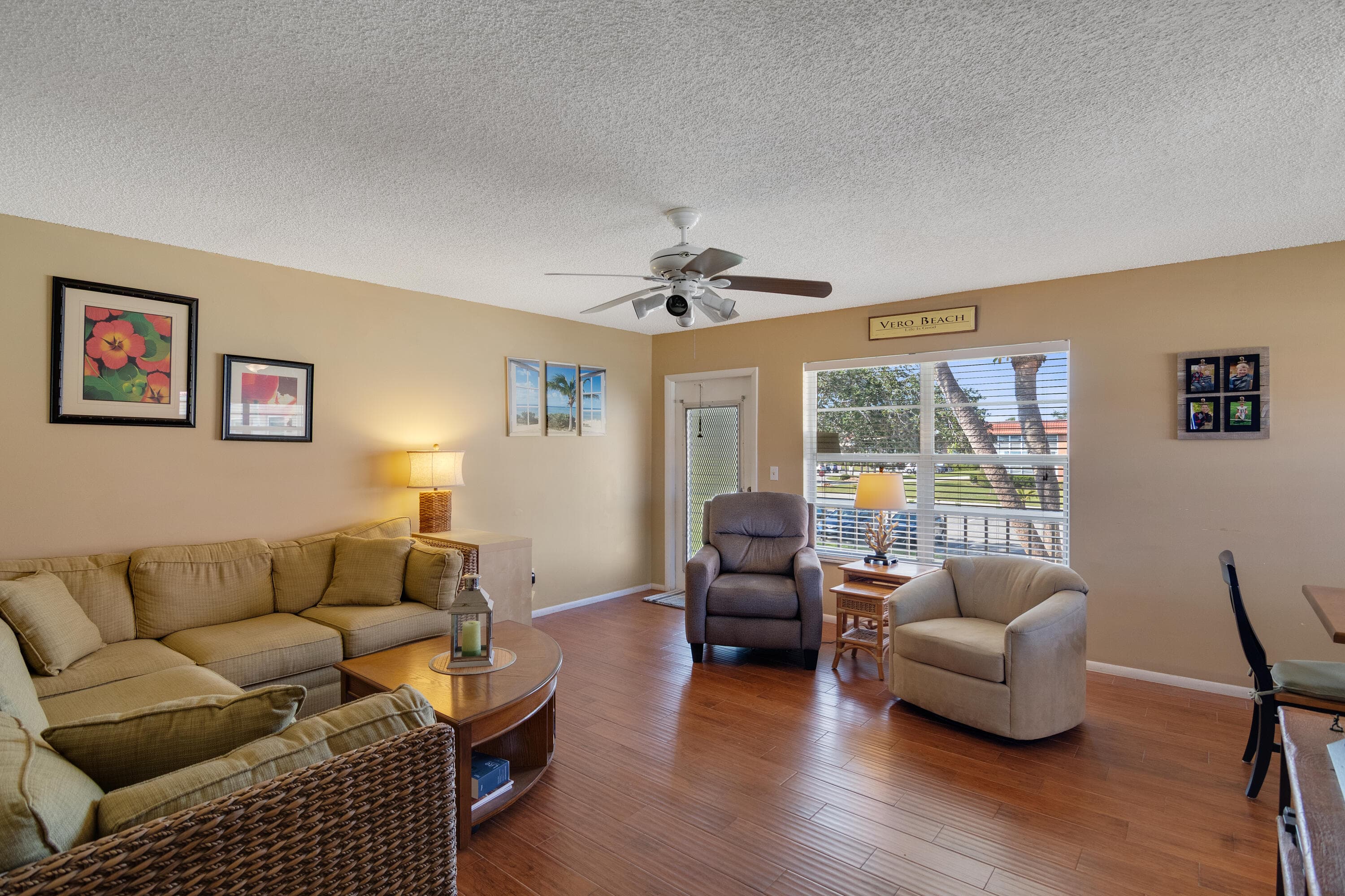 68 Royal Oak Court 202, Vero Beach, FL 32962 — photo 4 of 35