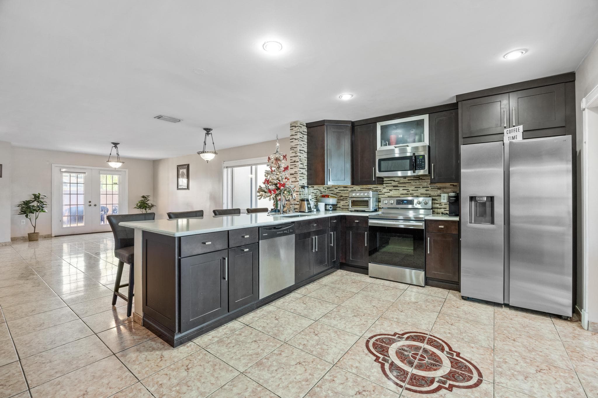 940 SW 96th Avenue, Pembroke Pines, FL 33025 — photo 10 of 46