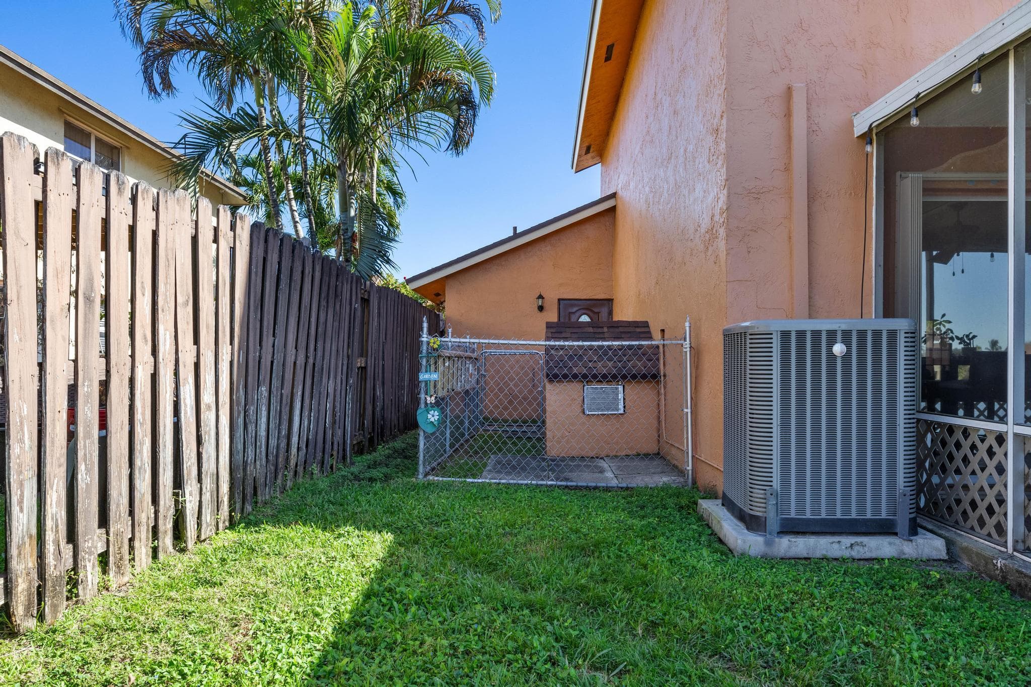 940 SW 96th Avenue, Pembroke Pines, FL 33025 — photo 35 of 46