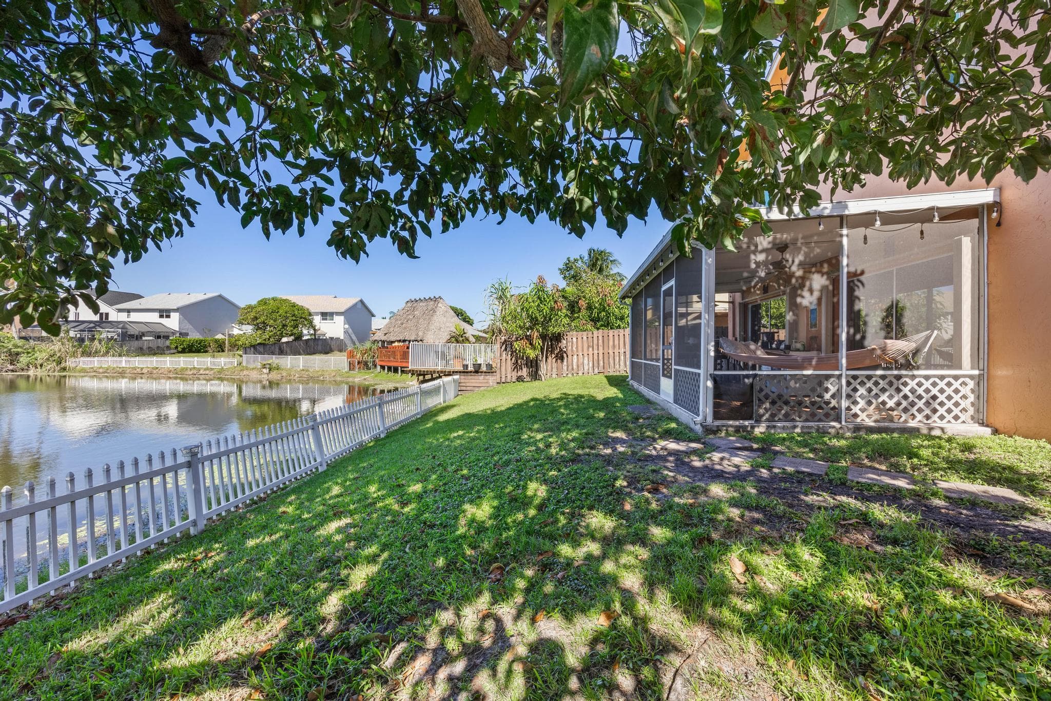 940 SW 96th Avenue, Pembroke Pines, FL 33025 — photo 37 of 46