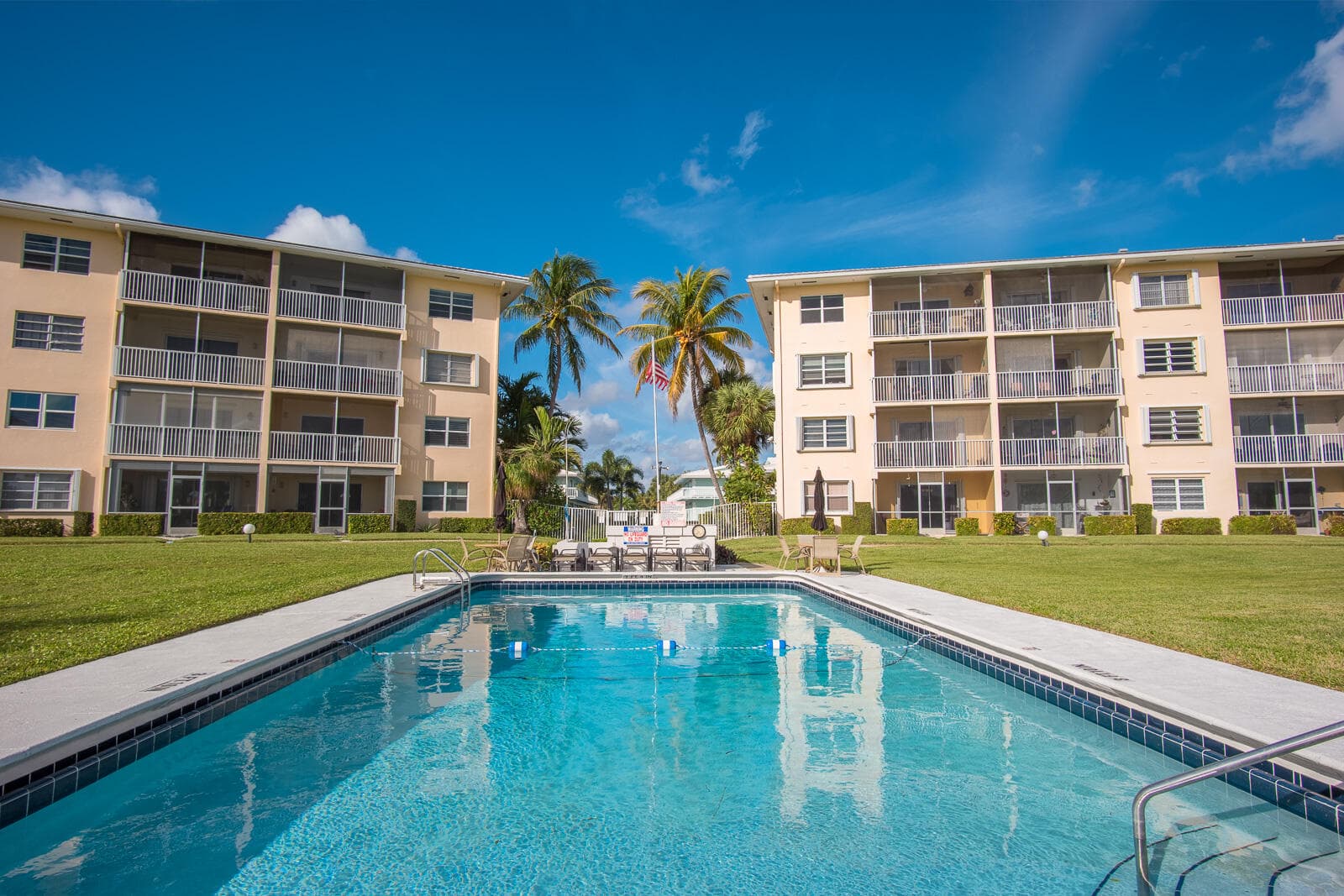 230 N Federal Highway 205, Deerfield Beach, FL 33441 — photo 3 of 20