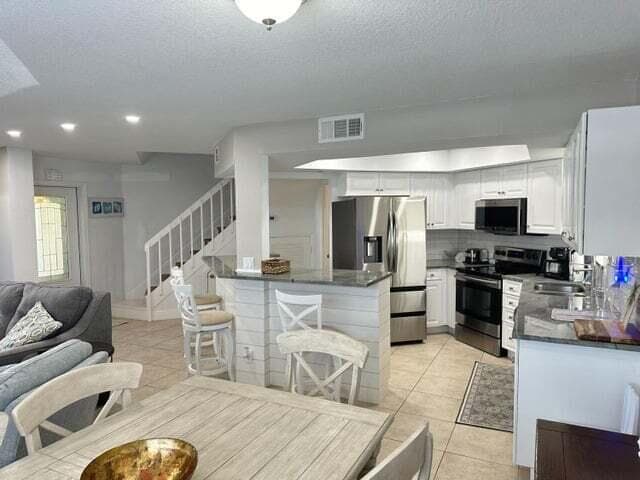 237 Seabreeze Circle, Jupiter, FL 33477 — photo 6 of 20