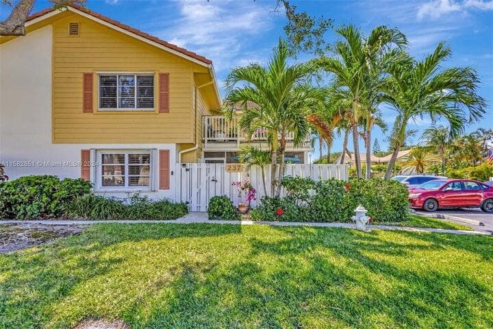 237 Seabreeze Circle, Jupiter, FL 33477 — photo 2 of 20