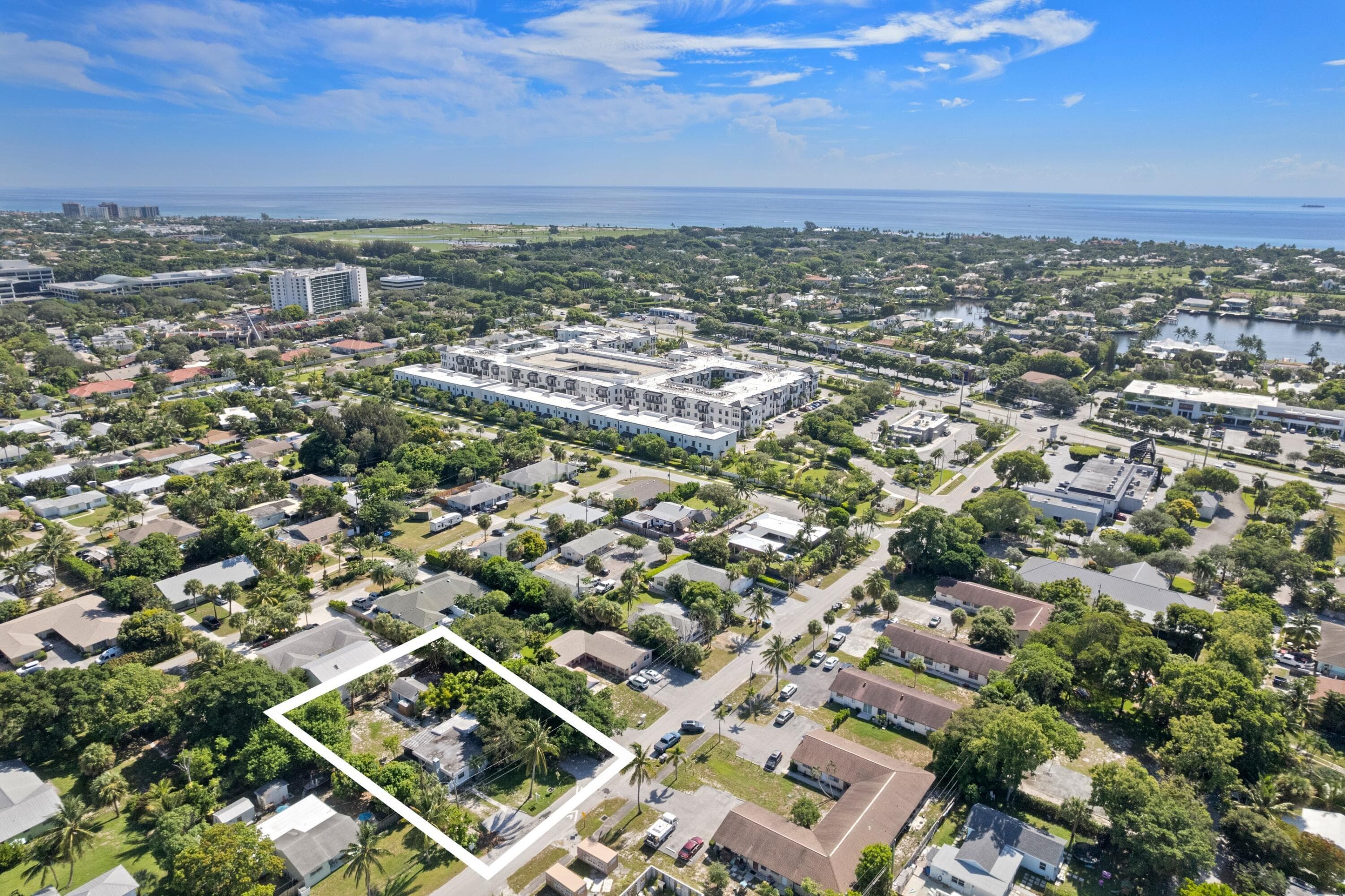 1831 Juno Road, North Palm Beach, FL 33408 — photo 8 of 37