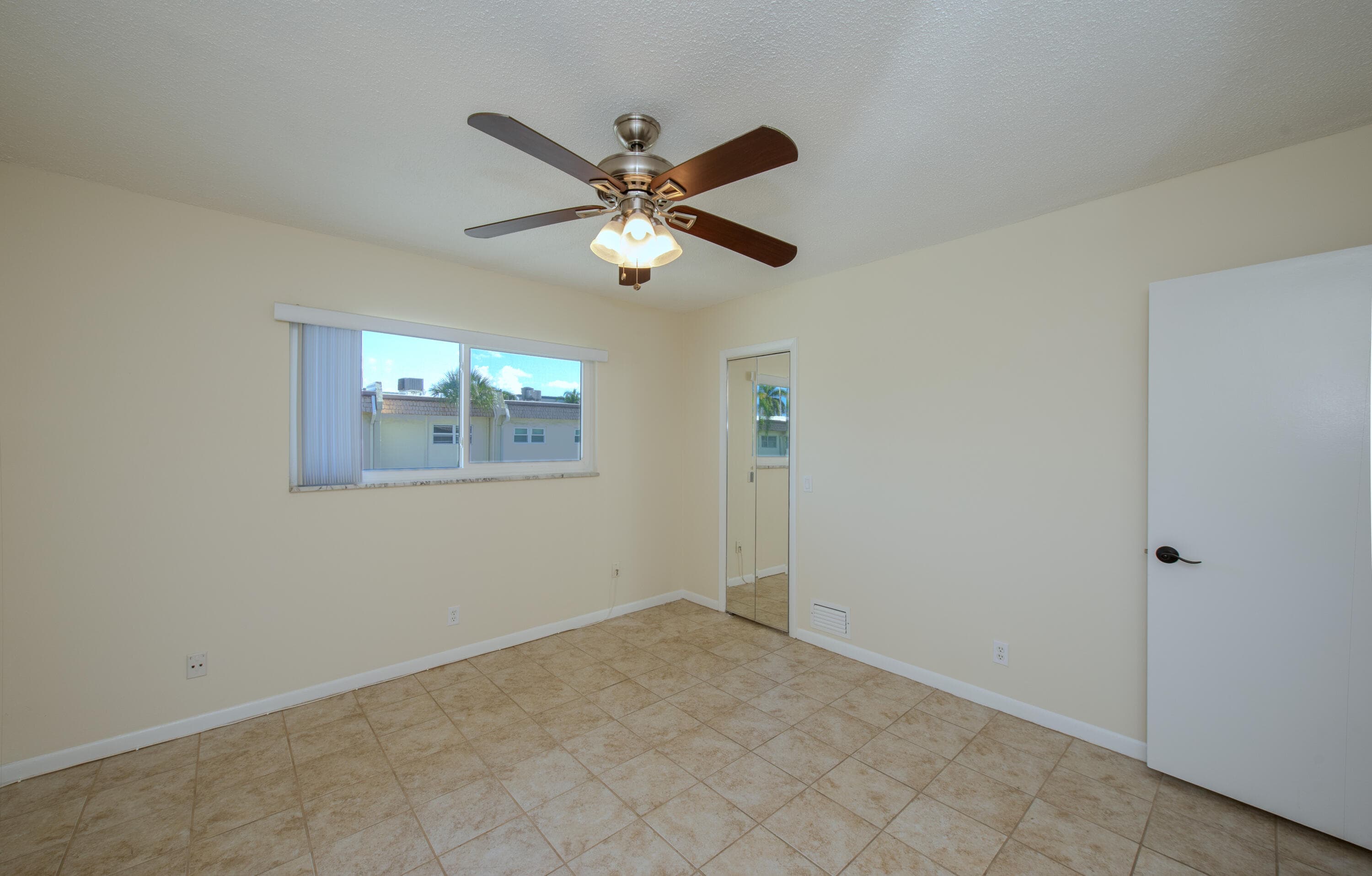 632 Snug Harbor Drive D15, Boynton Beach, FL 33435 — photo 10 of 50