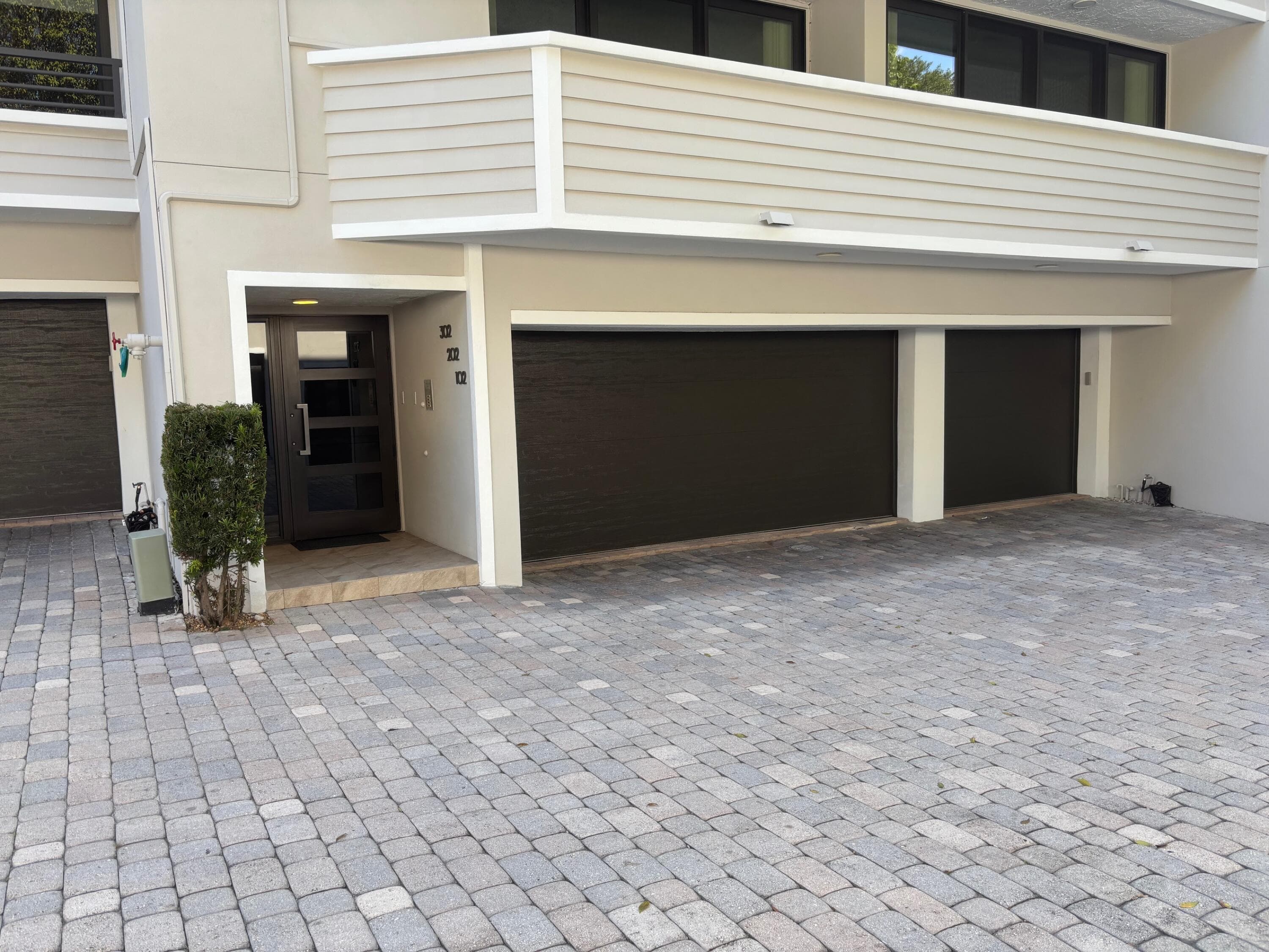 1170 Hillsboro Mile 302, Hillsboro Beach, FL 33062 — photo 3 of 38