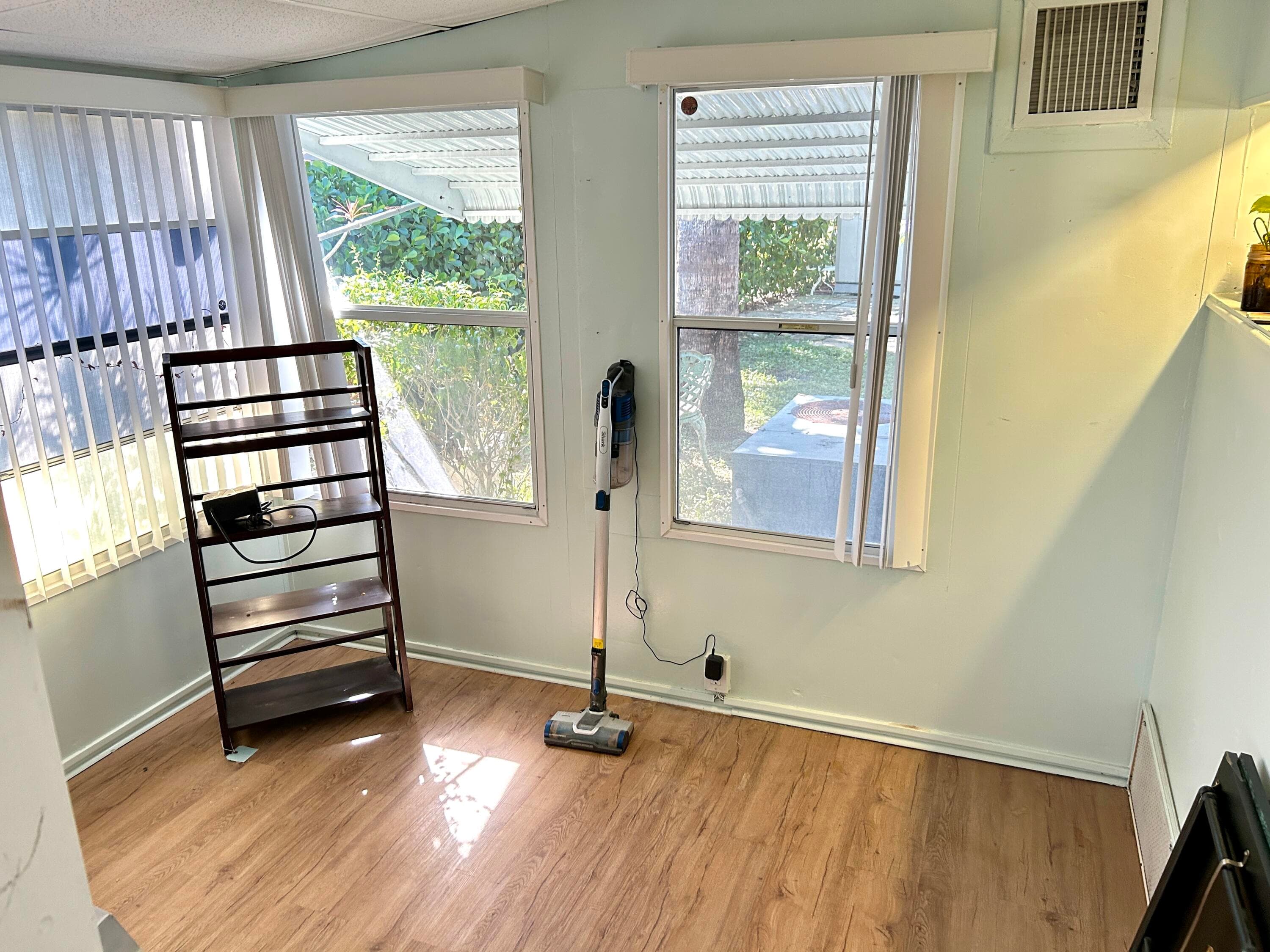 425 E Bougainvillea Drive, Deerfield Beach, FL 33442 — photo 24 of 42