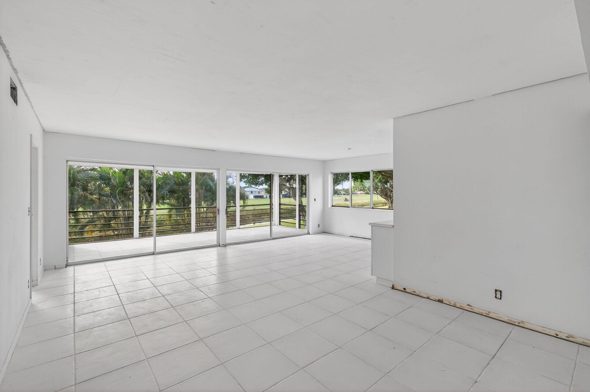 5771 Fairway Park Court 205, Boynton Beach, FL 33437 — photo 3 of 40