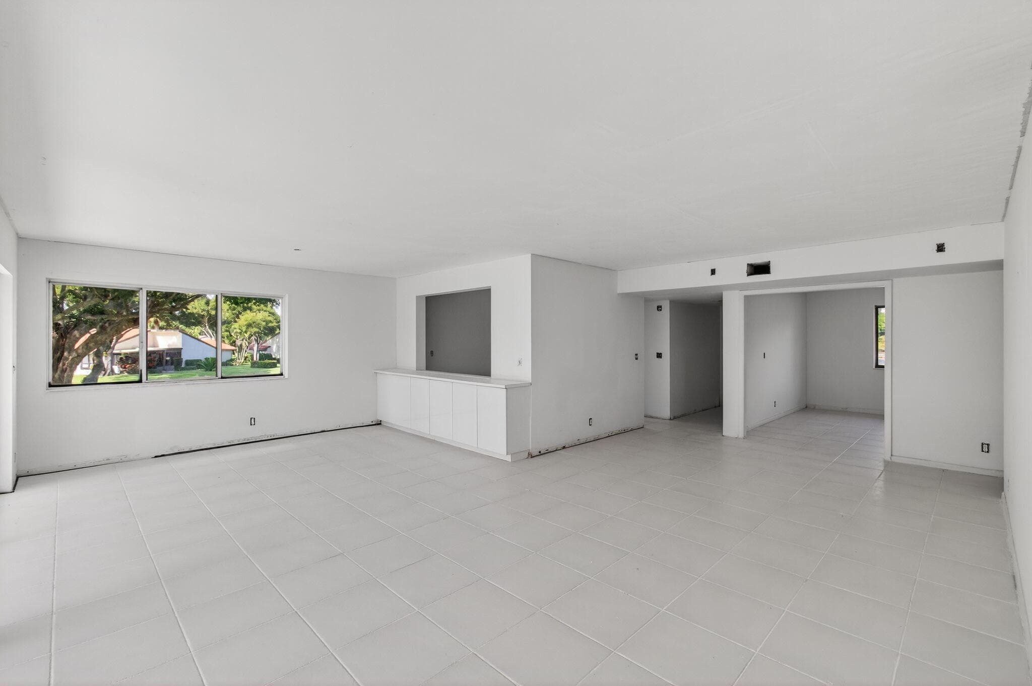 5771 Fairway Park Court 205, Boynton Beach, FL 33437 — photo 7 of 40