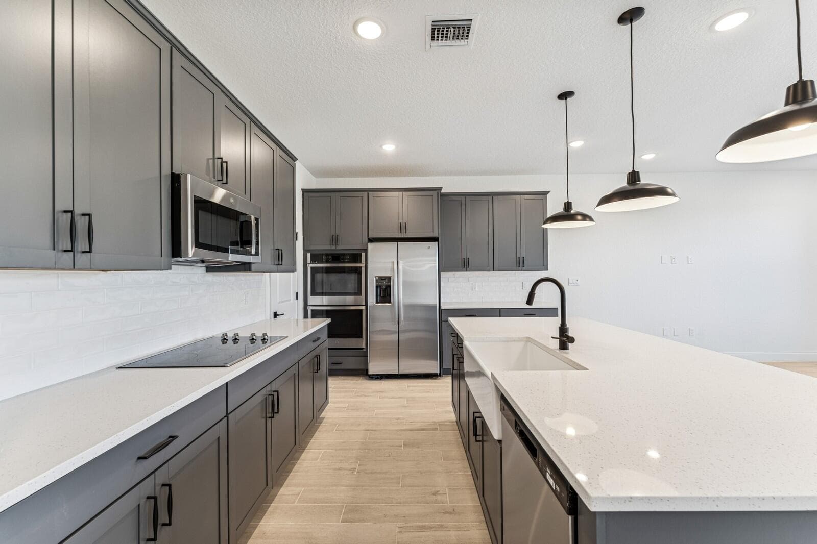 172 SE Birch Terrace 206, Stuart, FL 34997 — photo 10 of 38