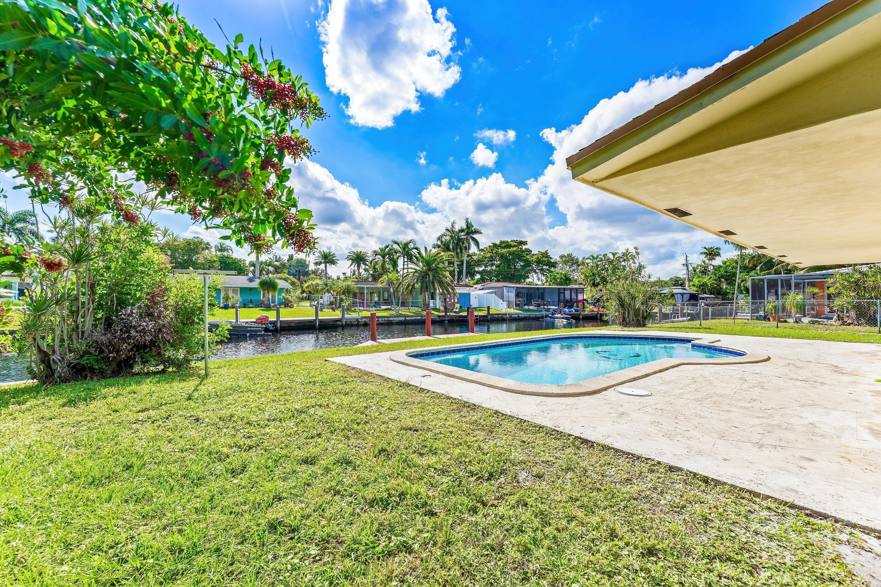 2000 NW 33rd Court, Oakland Park, FL 33309 — photo 28 of 47