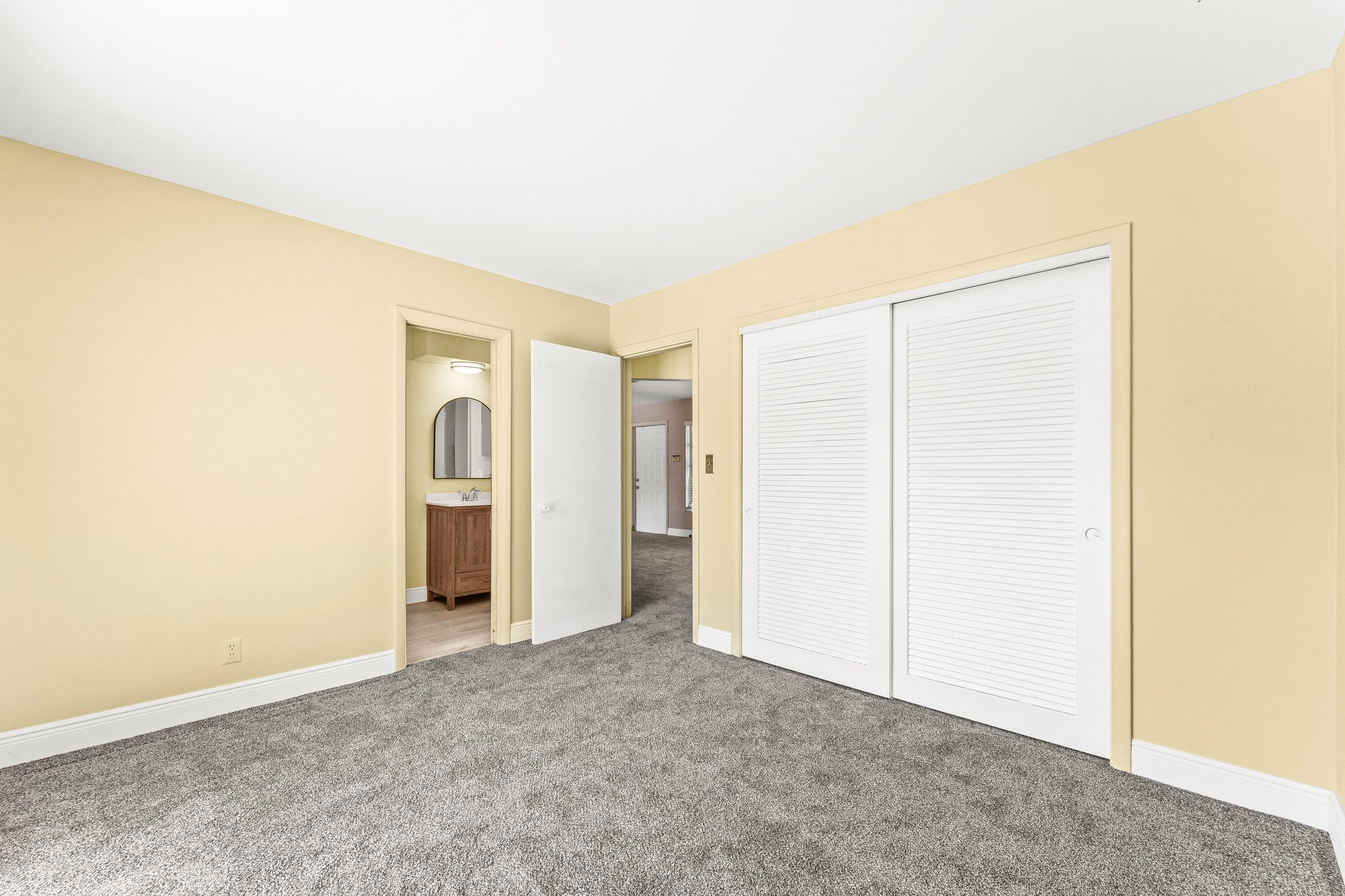 2000 NW 33rd Court, Oakland Park, FL 33309 — photo 19 of 47