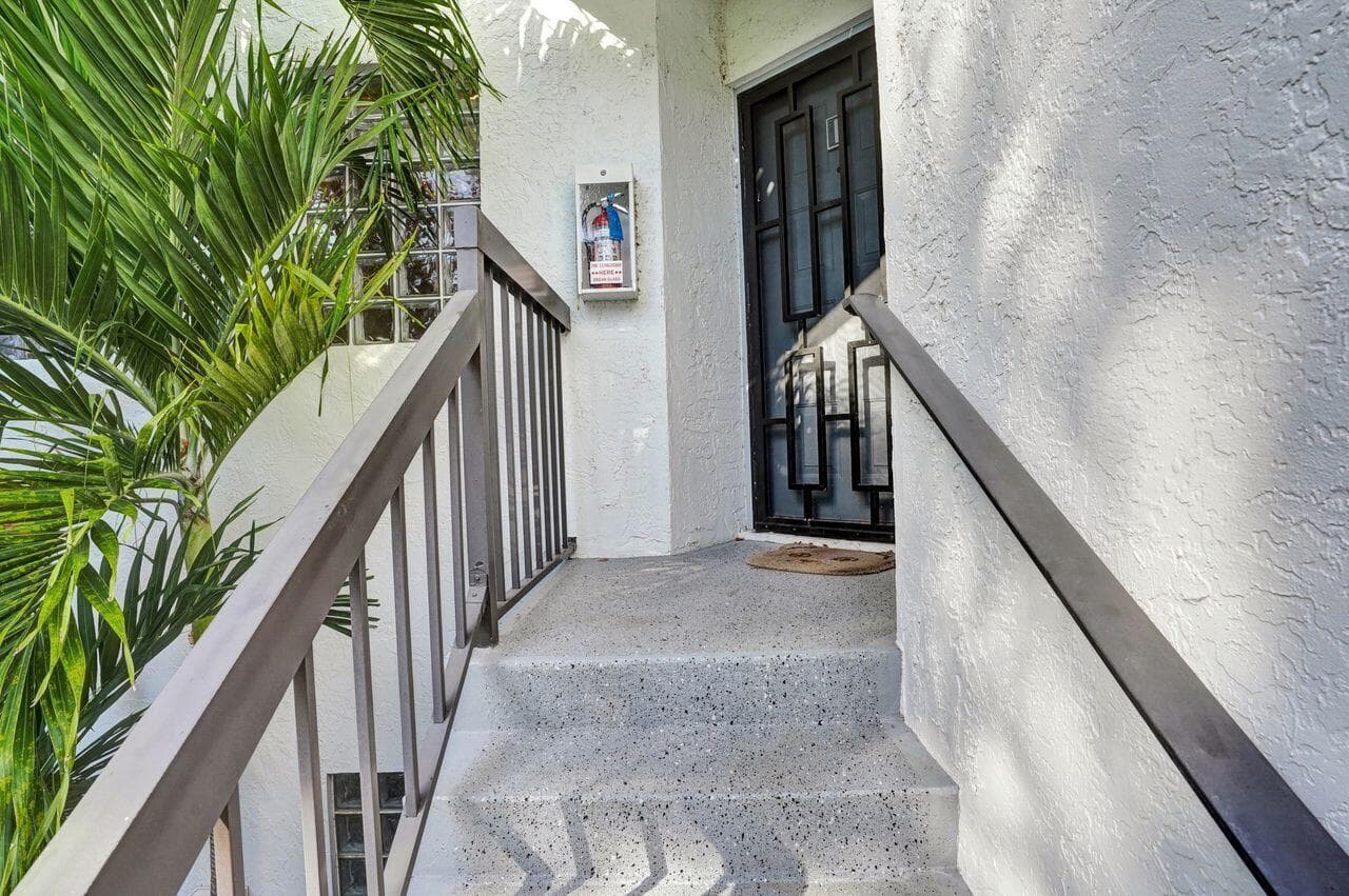 5415 Verona Drive I, Boynton Beach, FL 33437 — photo 5 of 48