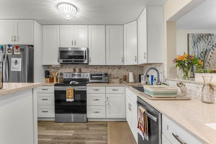 10110 Cedar Point Boulevard 203, Boynton Beach, FL 33437 — photo 10 of 37