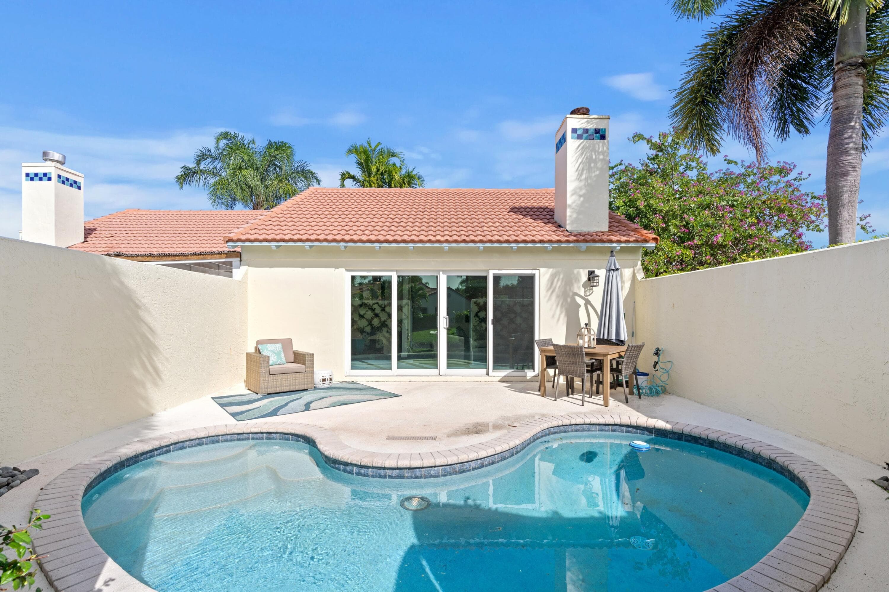 2211 Las Casitas Drive, Wellington, FL 33414 — photo 15 of 25