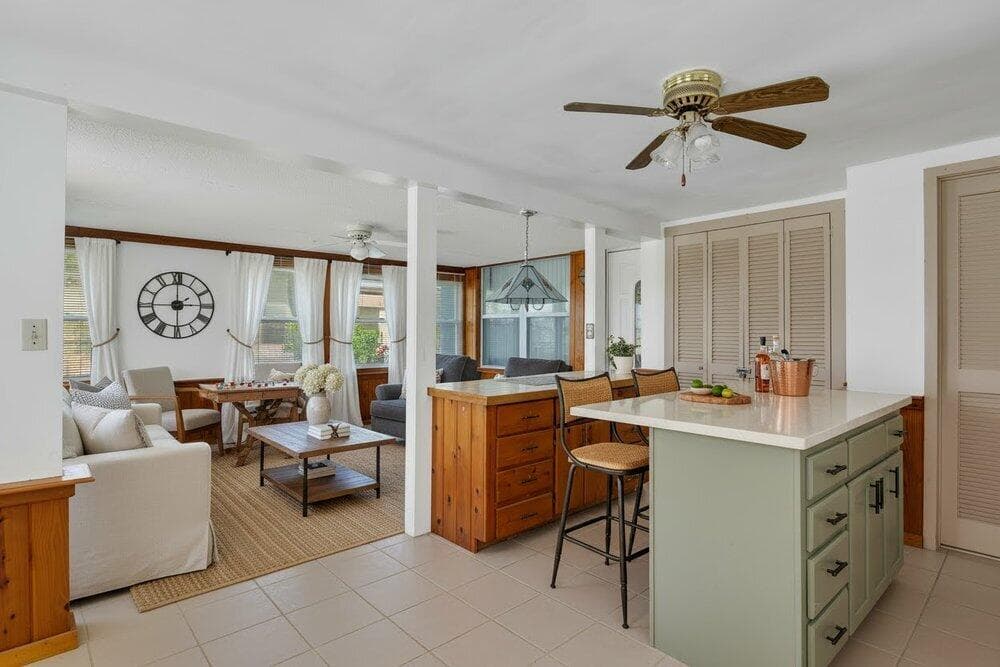 2646 12th Avenue, Vero Beach, FL 32960 — photo 6 of 33