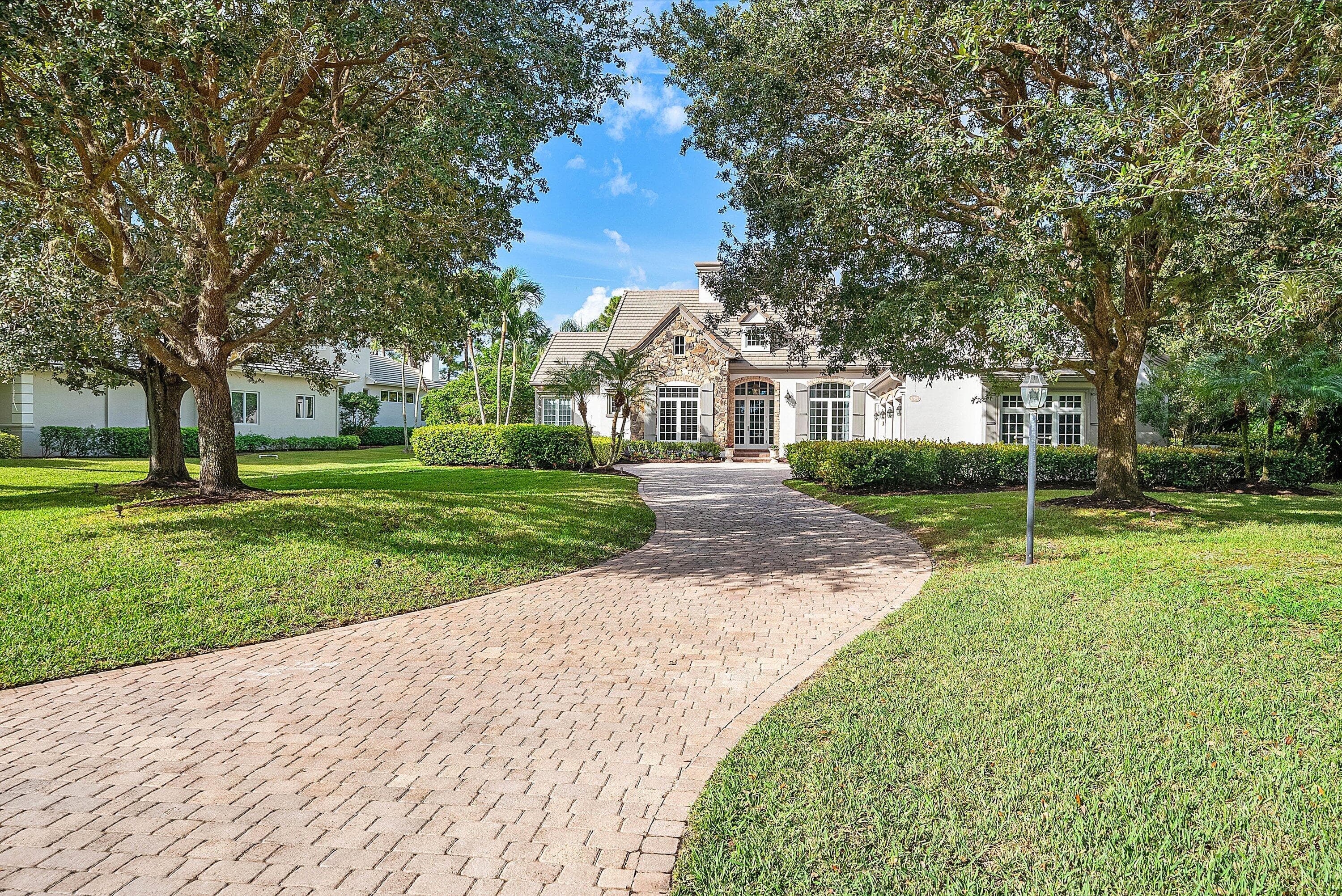 13201 Oakmeade, Palm Beach Gardens, FL 33418 — photo 3 of 52