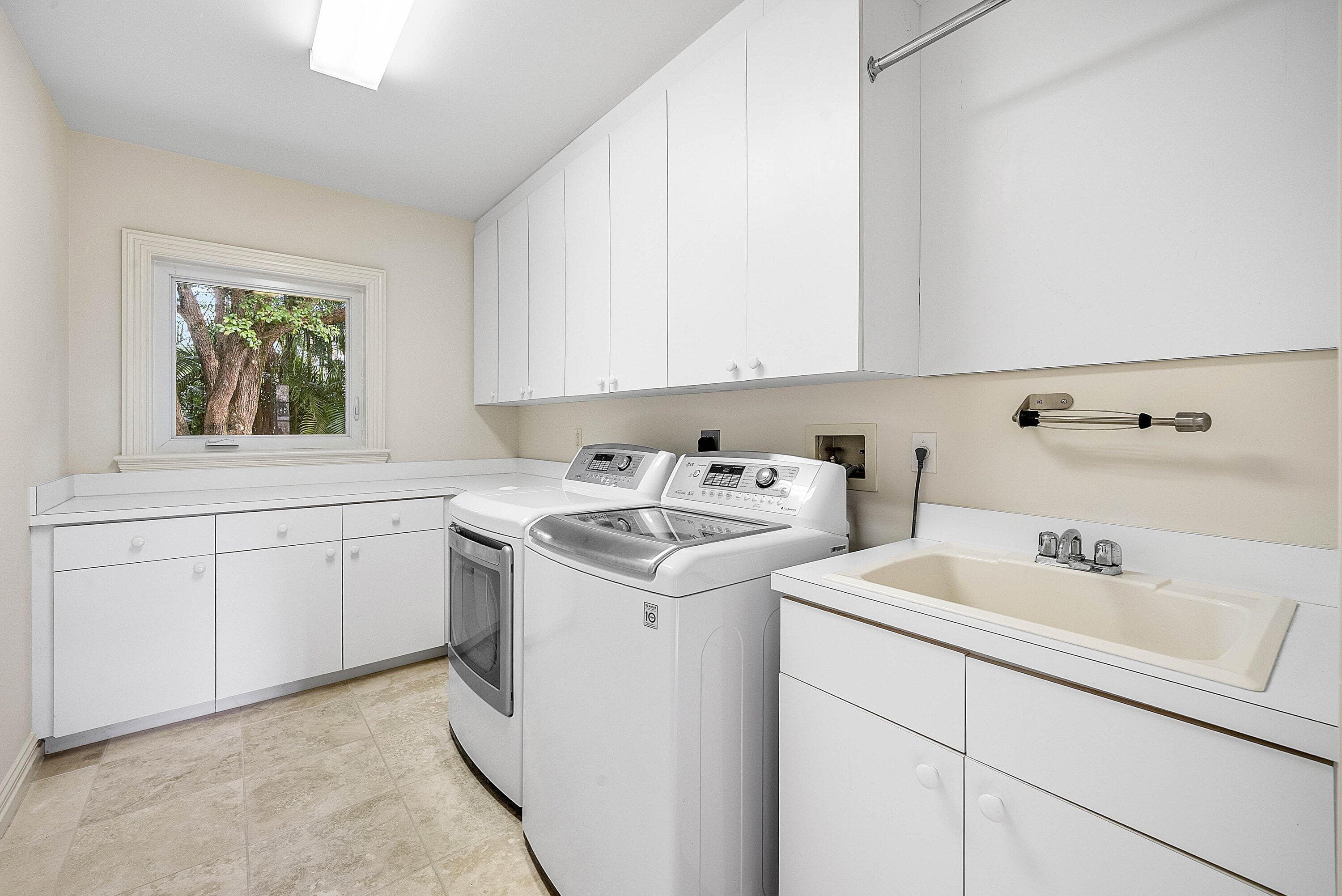 13201 Oakmeade, Palm Beach Gardens, FL 33418 — photo 31 of 52