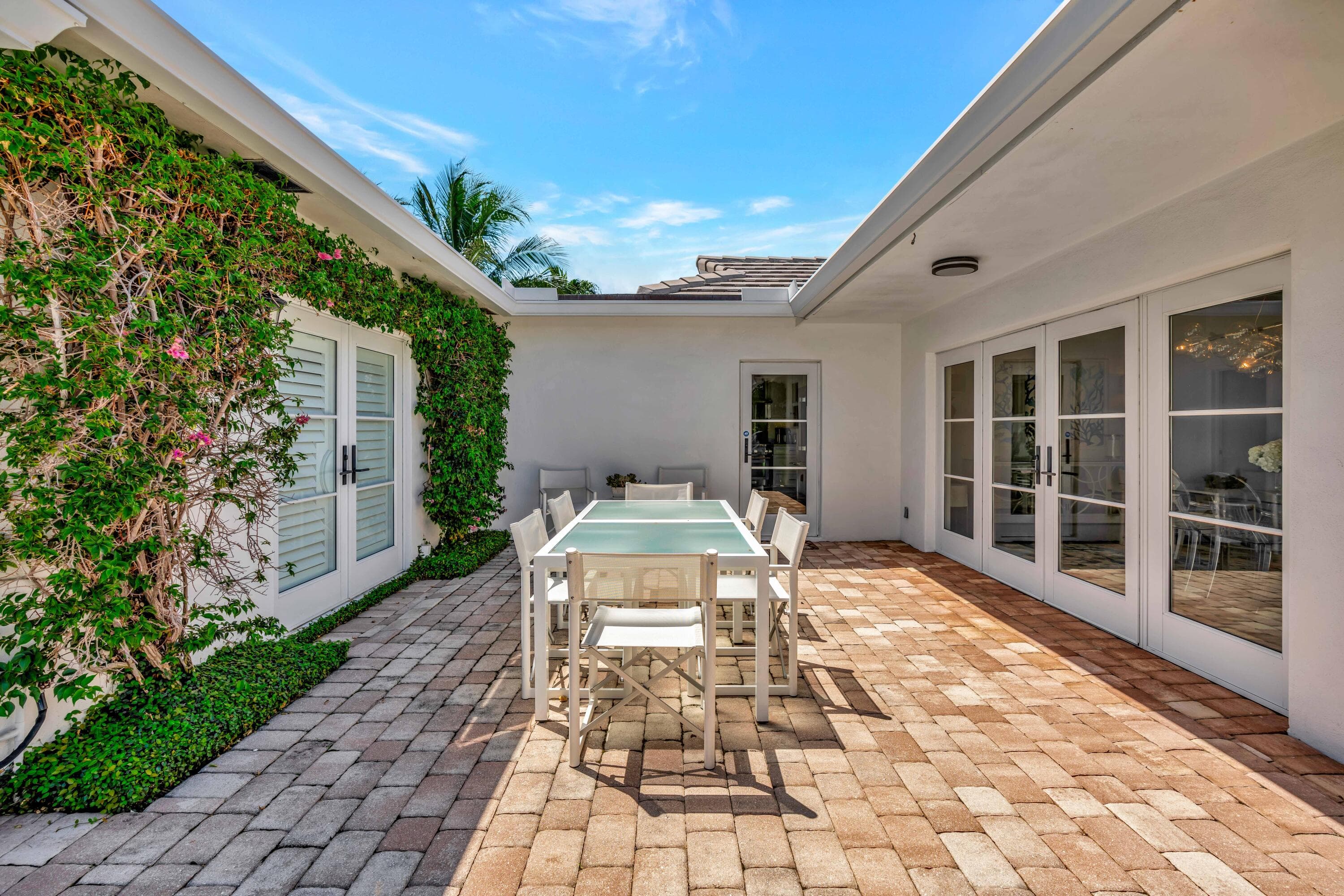 136 Worth Court S, West Palm Beach, FL 33405 — photo 26 of 69