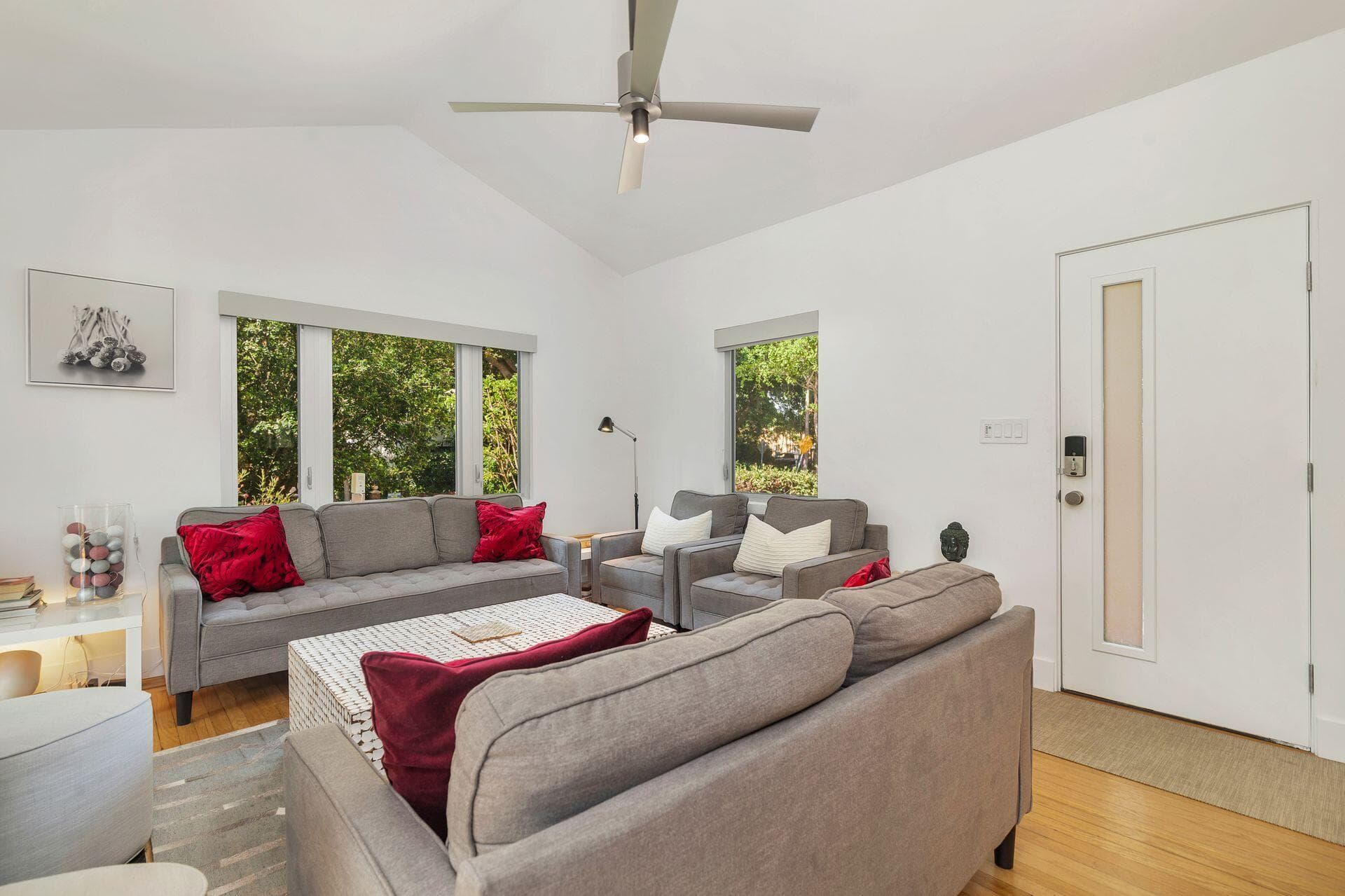 711 Ardmore Road, West Palm Beach, FL 33401 — photo 2 of 36