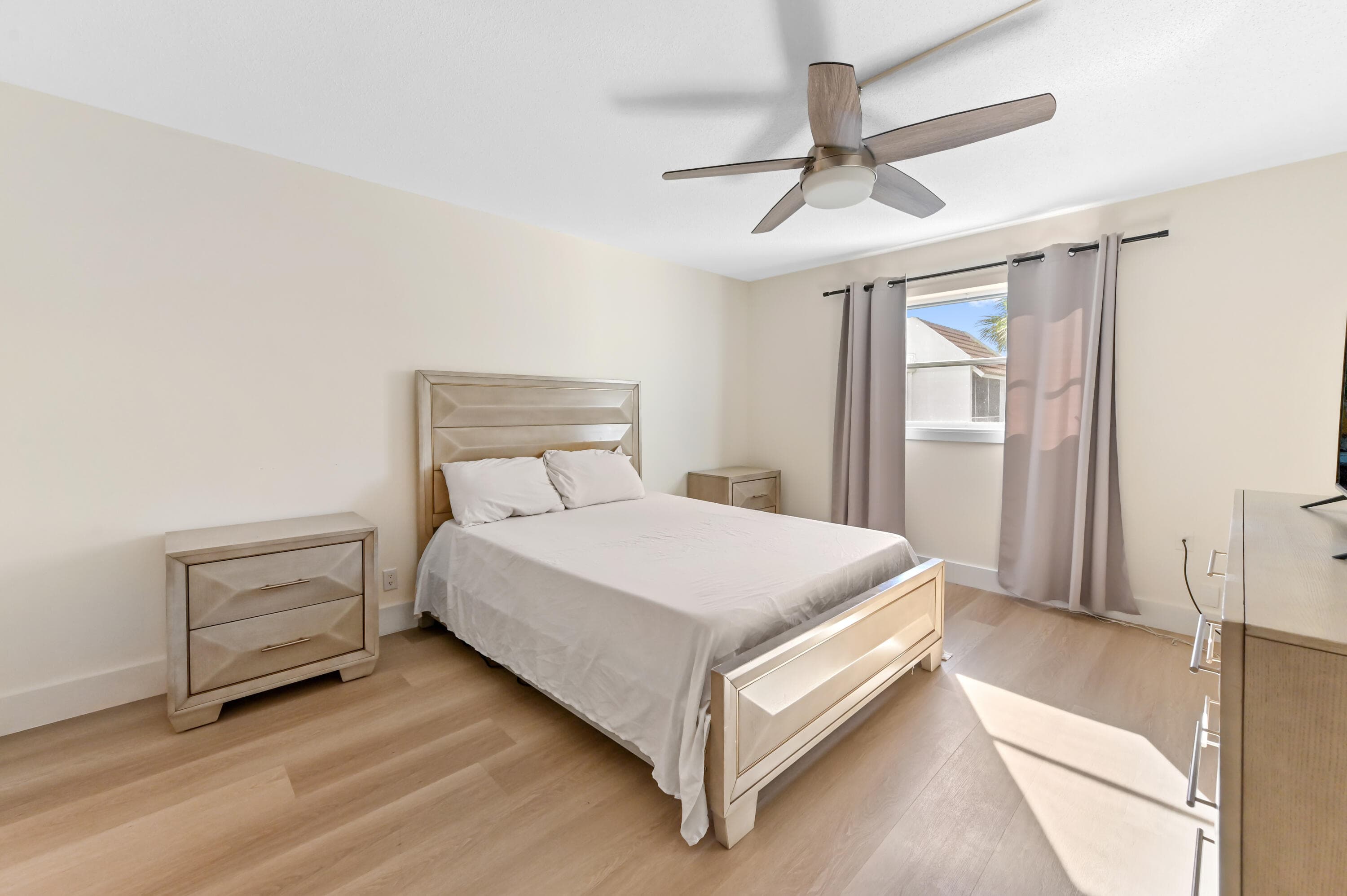 1428 SE 4th Avenue 215, Deerfield Beach, FL 33441 — photo 17 of 29