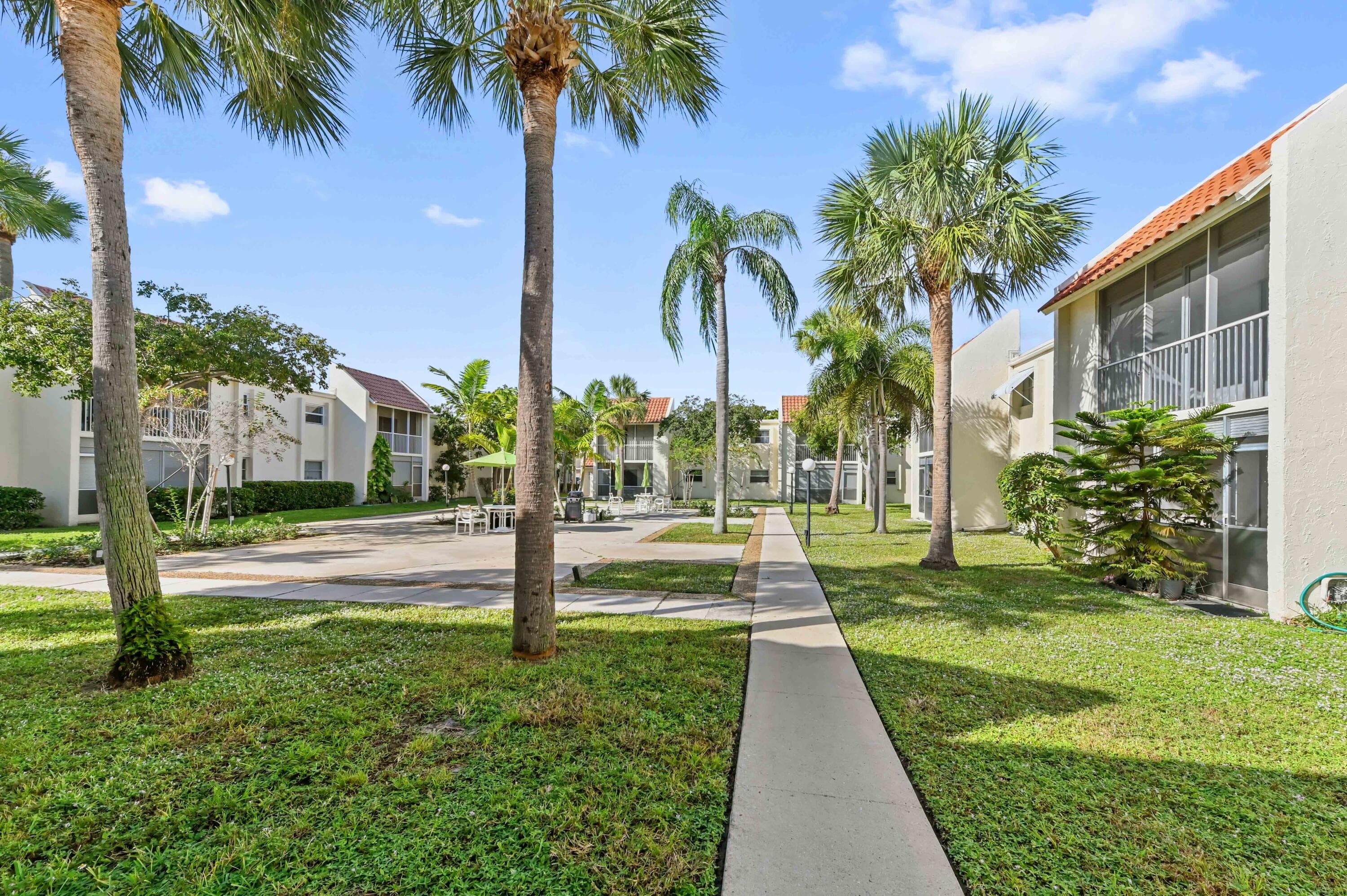 1428 SE 4th Avenue 215, Deerfield Beach, FL 33441 — photo 28 of 29
