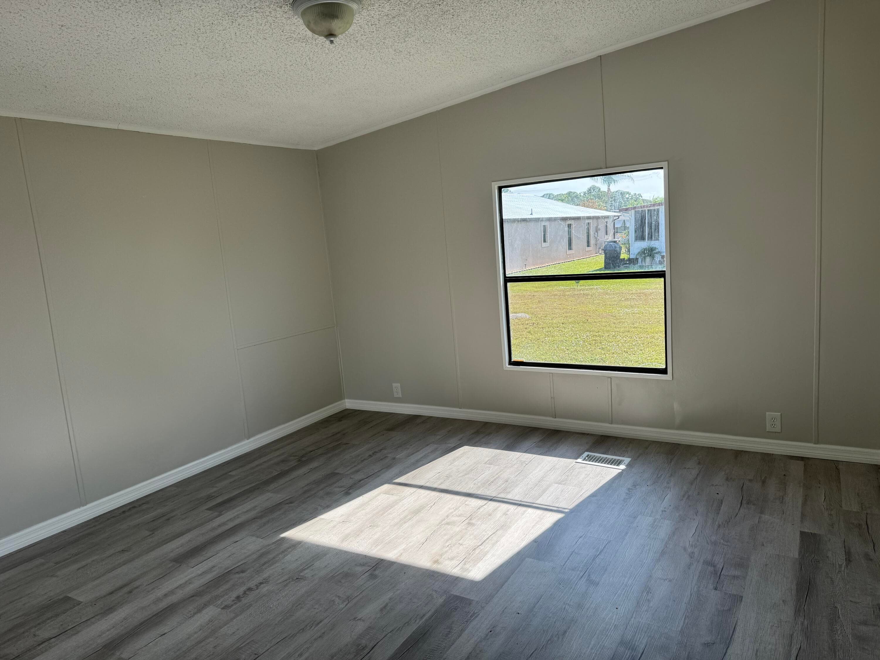 83 Flores Del Norte, Fort Pierce, FL 34951 — photo 21 of 24