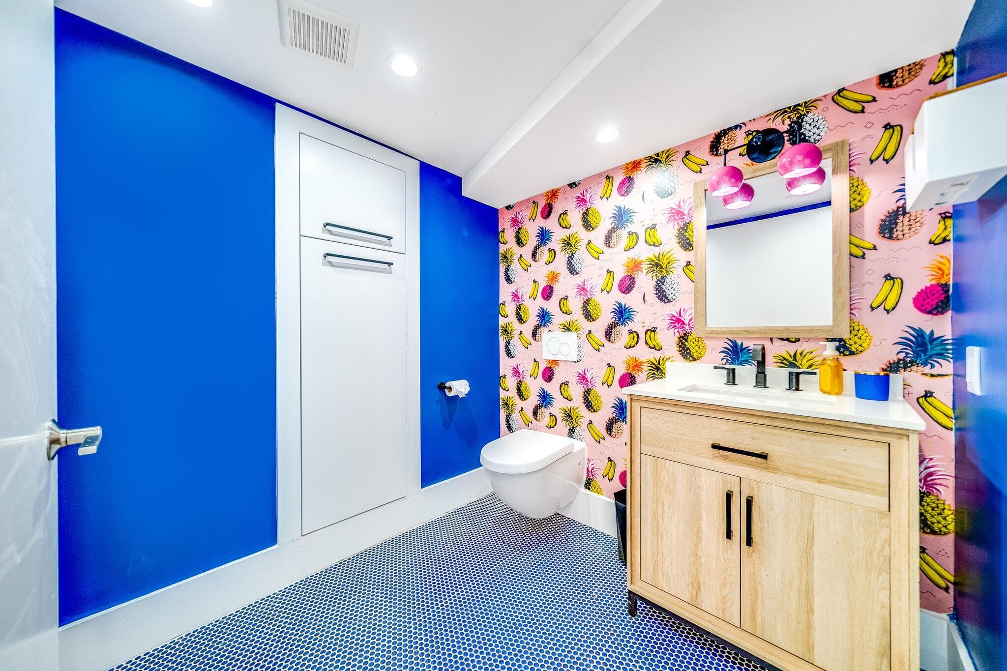 2200 NE 26th Street, Wilton Manors, FL 33305 — photo 13 of 40