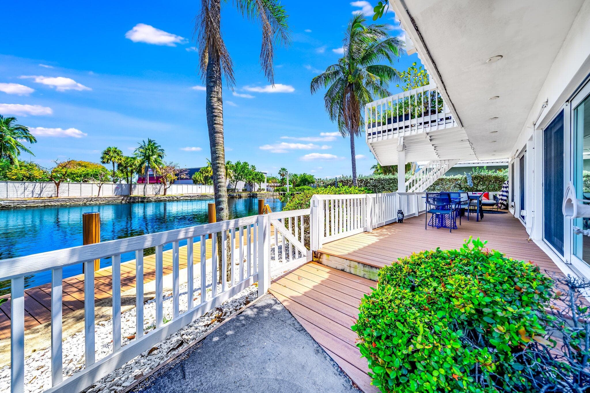 2200 NE 26th Street, Wilton Manors, FL 33305 — photo 27 of 40
