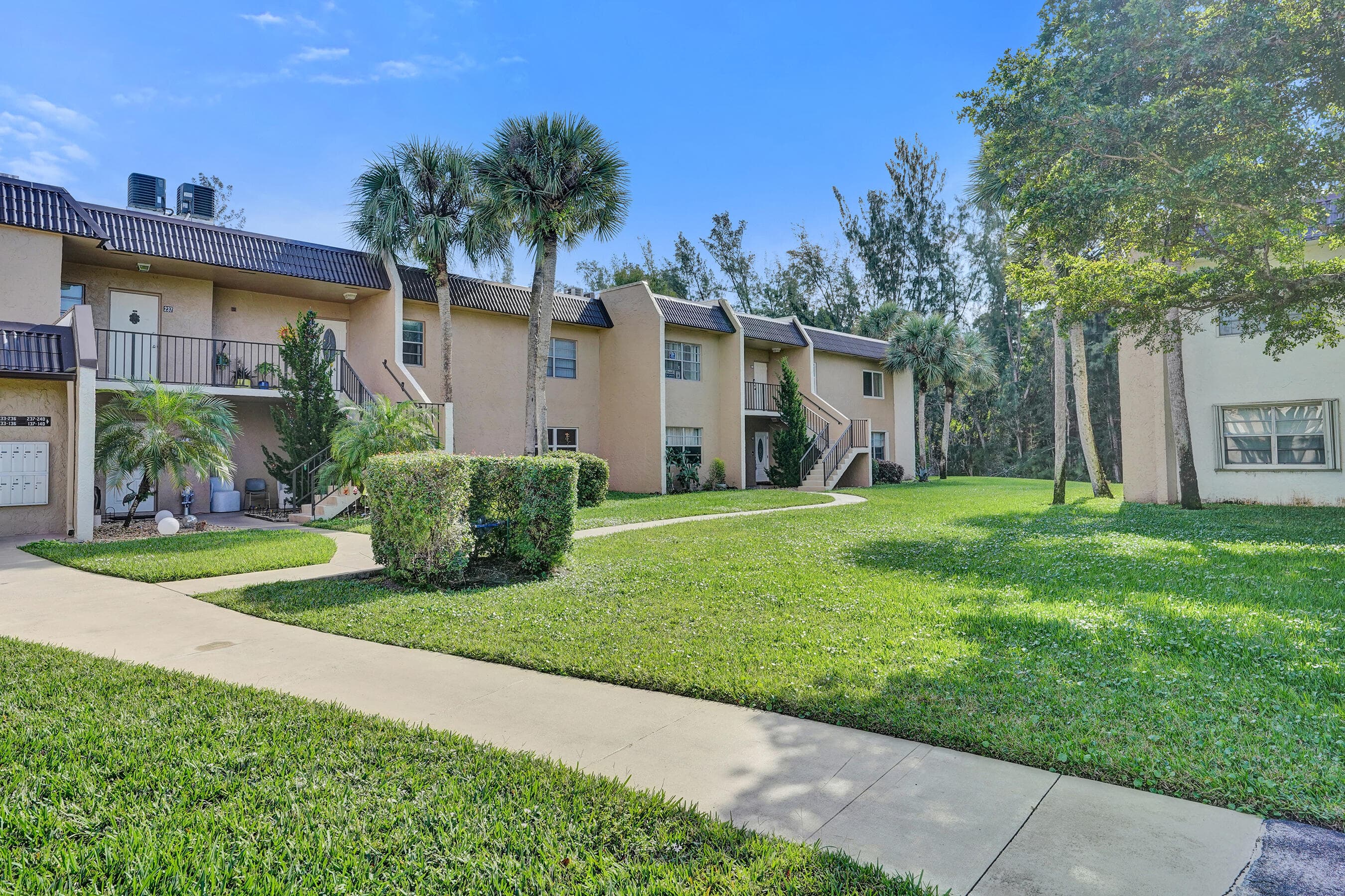 140 Lake Meryl Drive 140, West Palm Beach, FL 33411 — photo 51 of 63