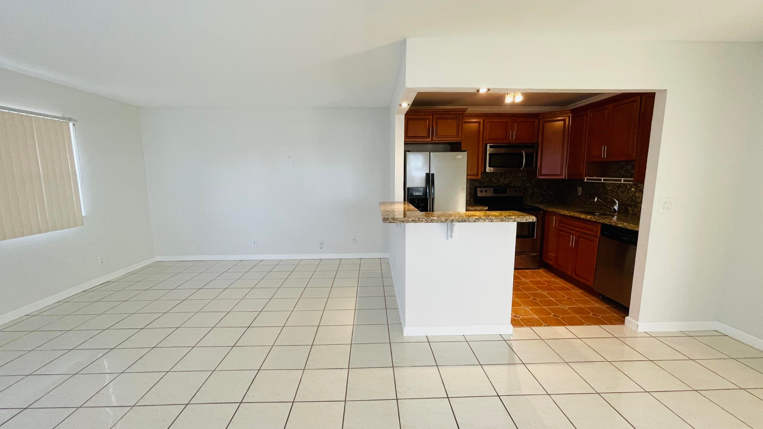 166 Valencia G, Delray Beach, FL 33446 — photo 5 of 39