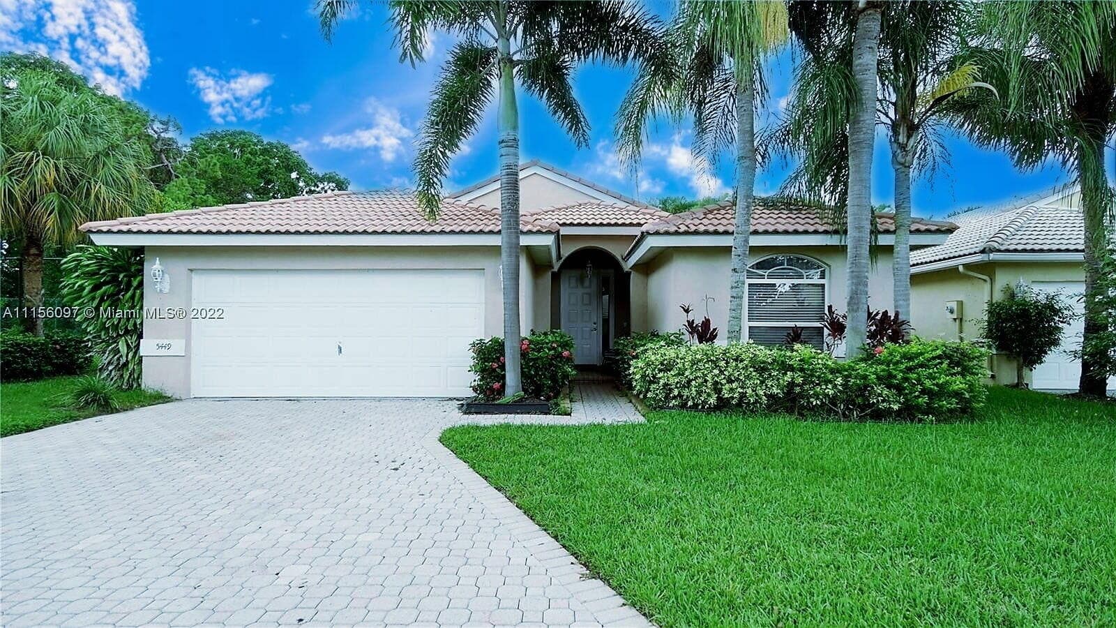 5449 Grande Palm Circle, Delray Beach, FL 33484 — photo 1 of 12
