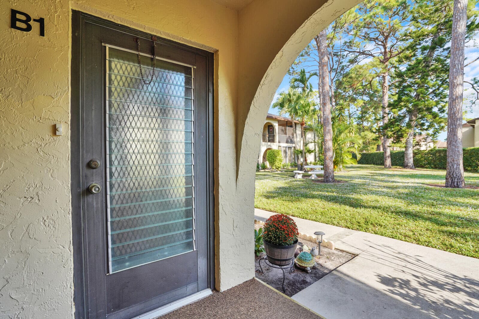 142 Lake Pine Circle B-1, Greenacres, FL 33463 — photo 3 of 26