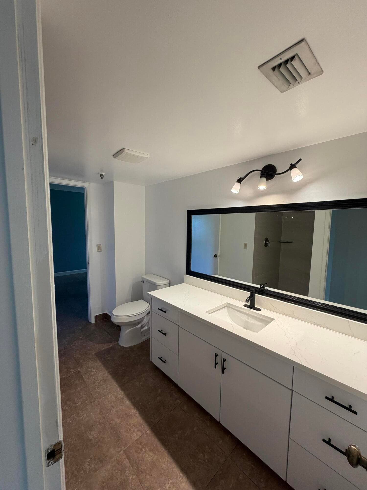 2202 S Cypress Bend Drive 101, Pompano Beach, FL 33069 — photo 4 of 36