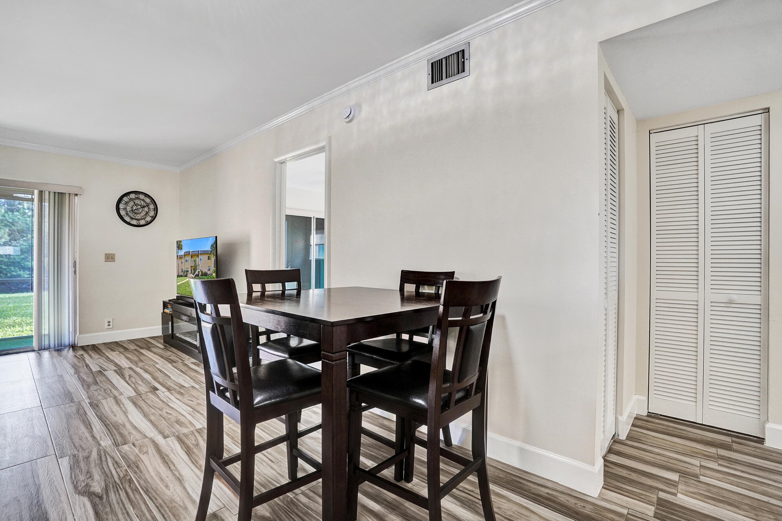 140 Lake Meryl Drive 140, West Palm Beach, FL 33411 — photo 4 of 63