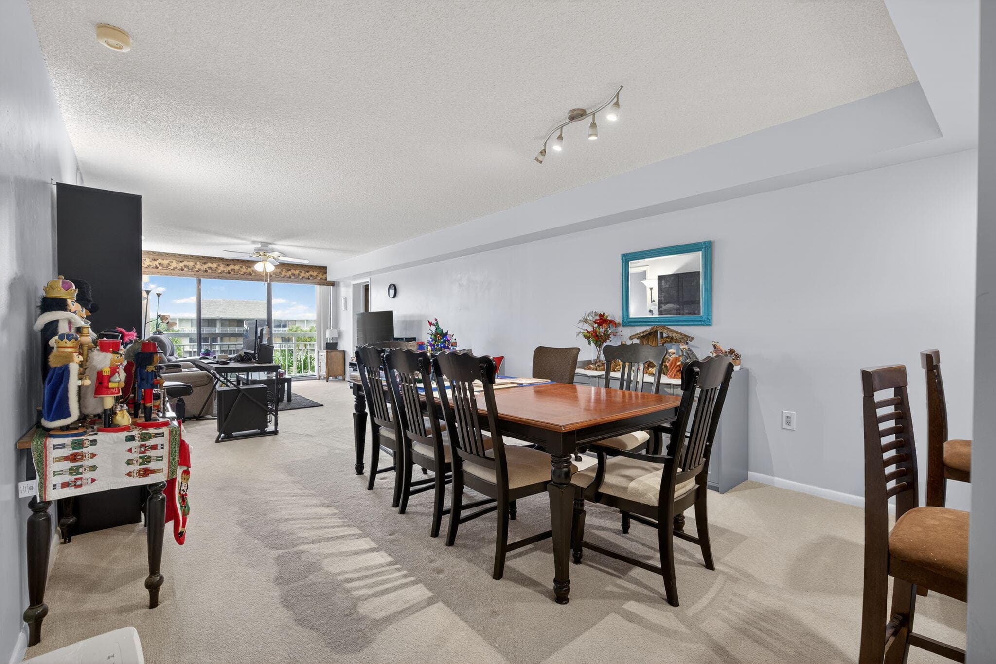 2441 Village Boulevard 405, West Palm Beach, FL 33409 — photo 8 of 24